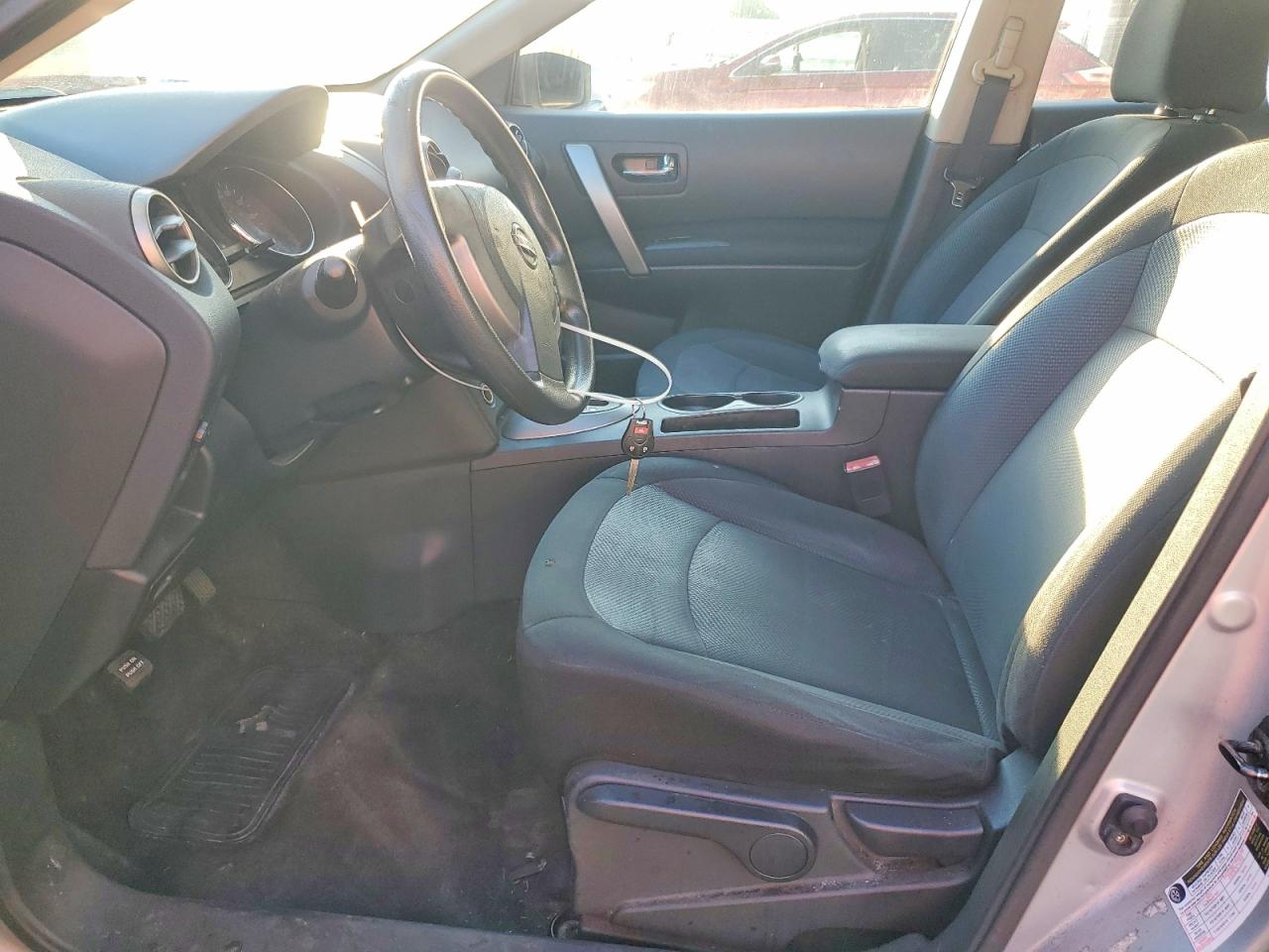 2011 Nissan Rogue S Silver vin: JN8AS5MV4BW681236
