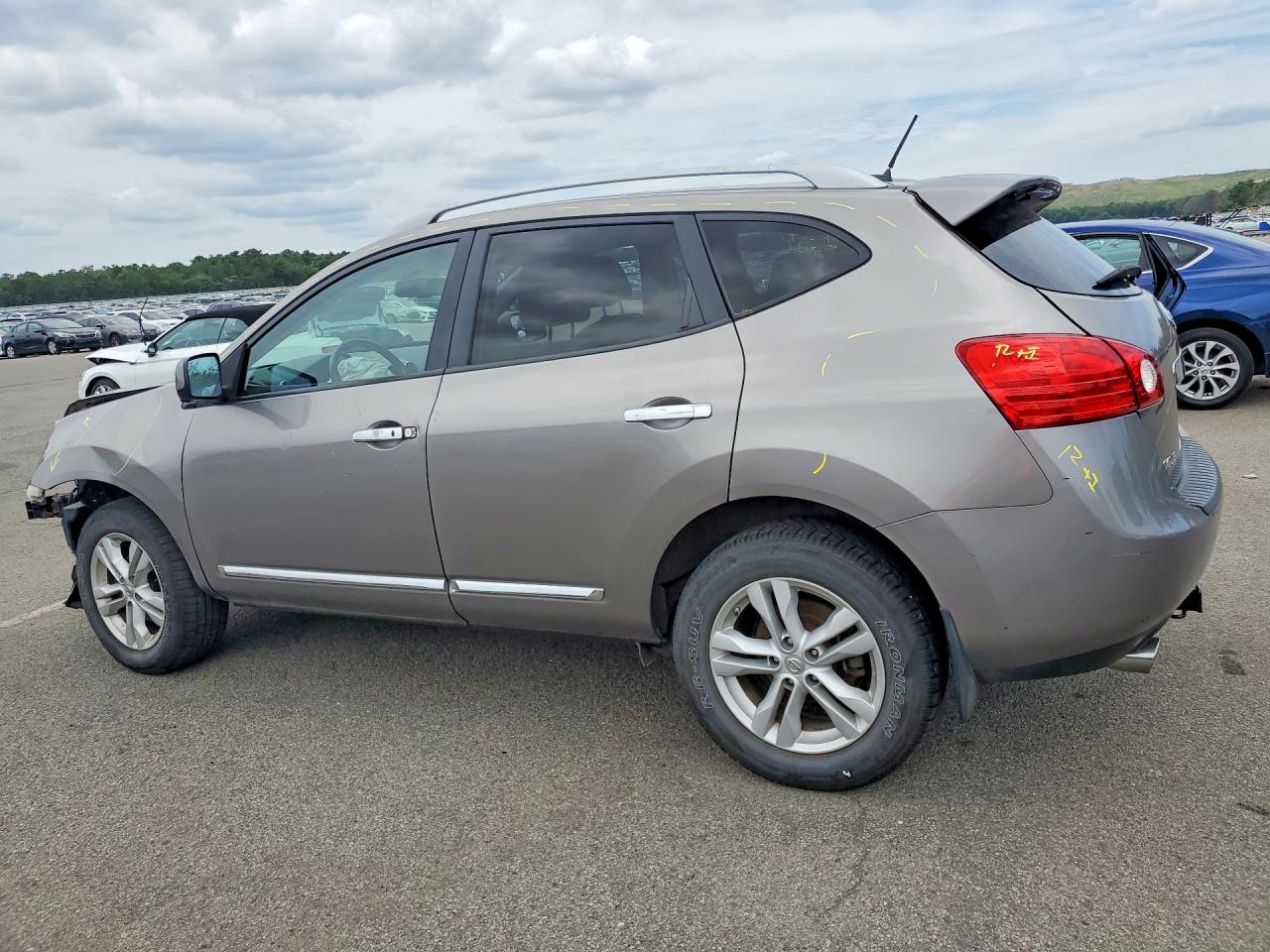 2012 Nissan Rogue S/sv Silver vin: JN8AS5MV4CW353090