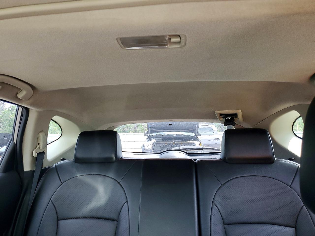 2012 Nissan Rogue S/sv Silver vin: JN8AS5MV4CW353090