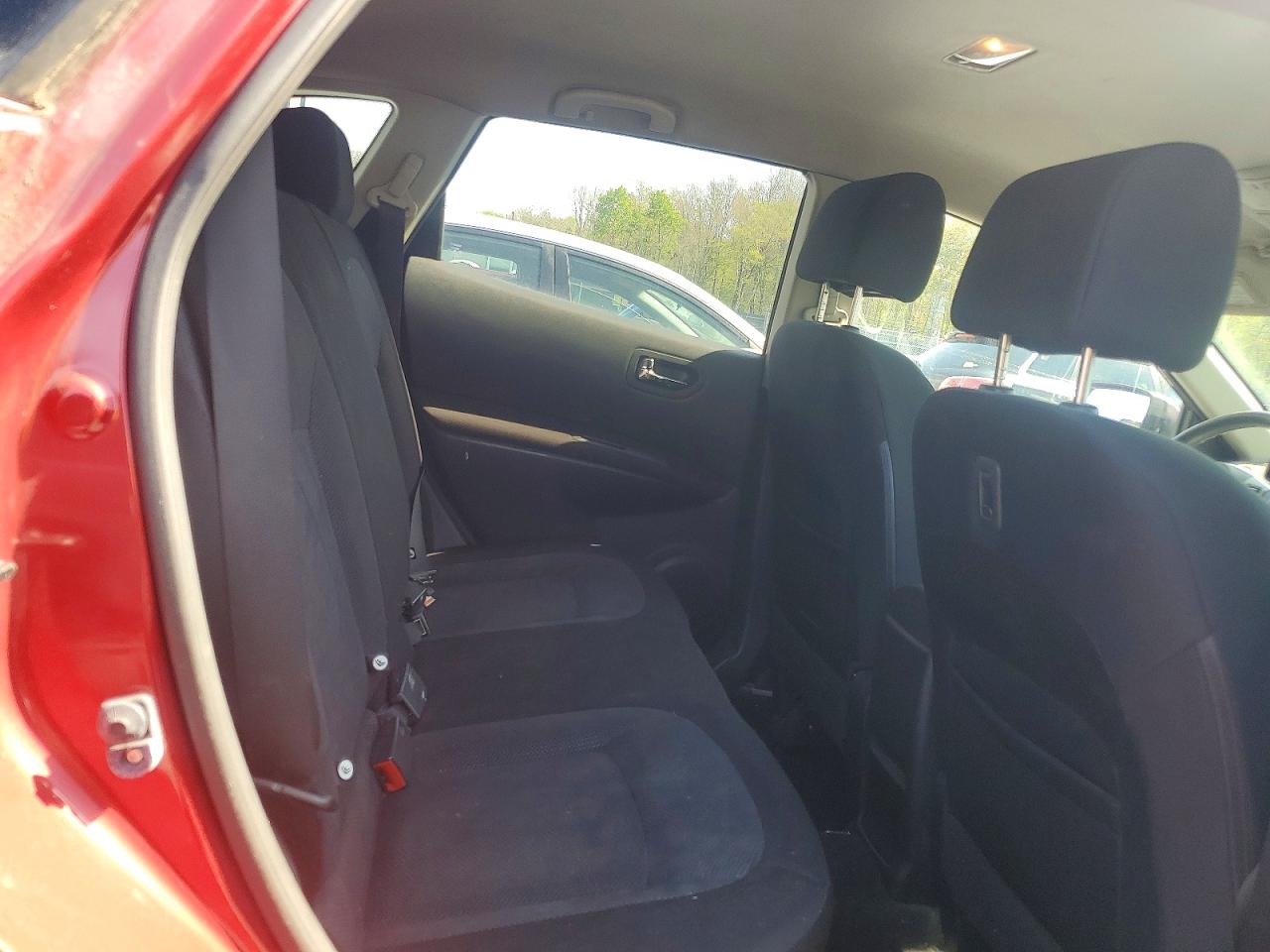 2012 Nissan Rogue S Red vin: JN8AS5MV4CW384467