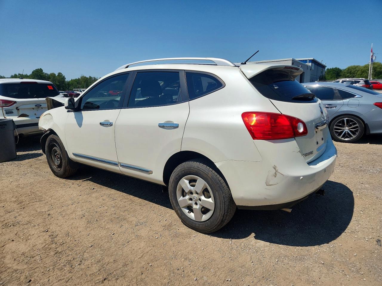 2012 Nissan Rogue S White vin: JN8AS5MV4CW385618