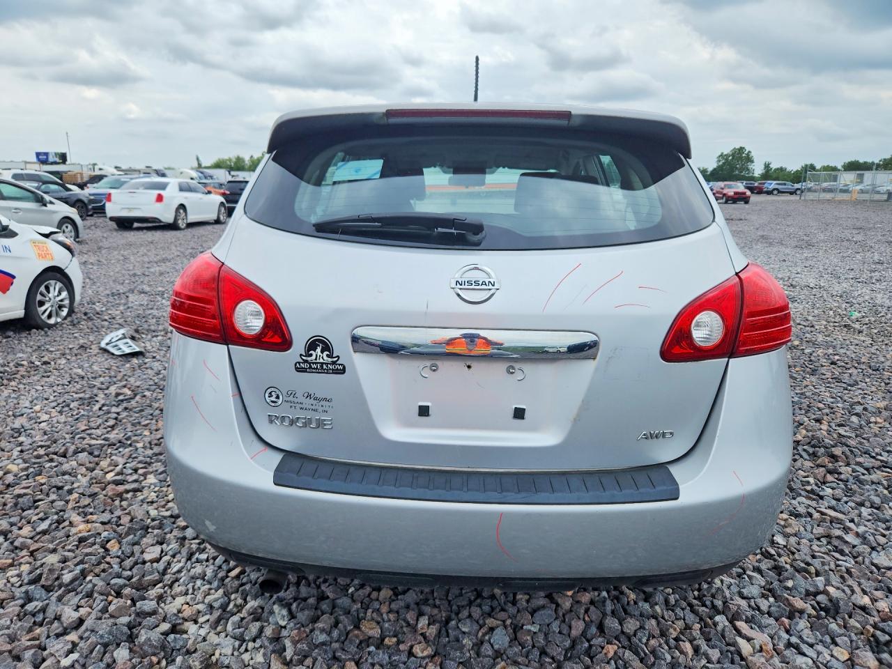 2013 Nissan Rogue S Серебряный vin: JN8AS5MV4DW102314