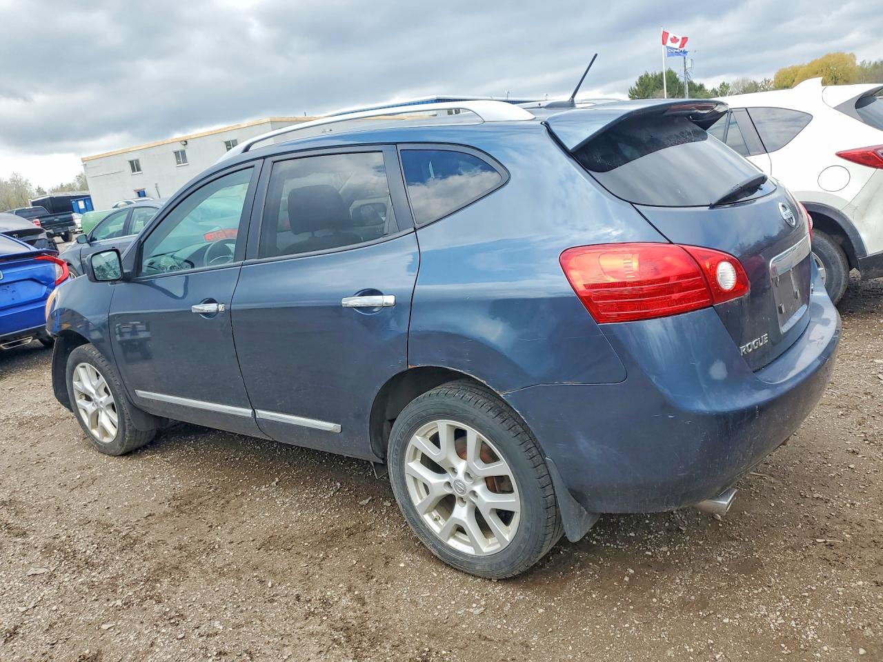2013 Nissan Rogue S Синий vin: JN8AS5MV4DW106508