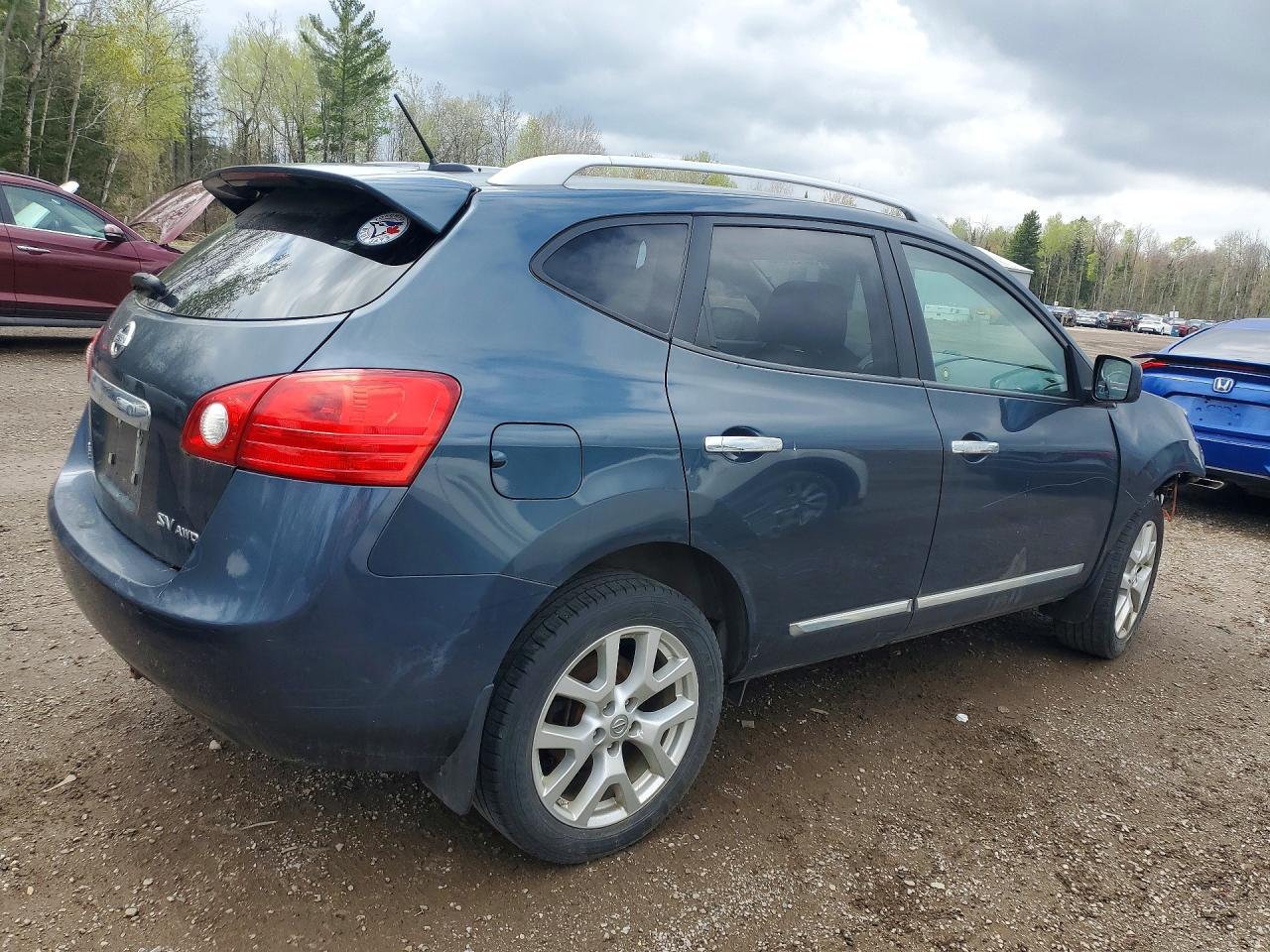 2013 Nissan Rogue S Синий vin: JN8AS5MV4DW106508