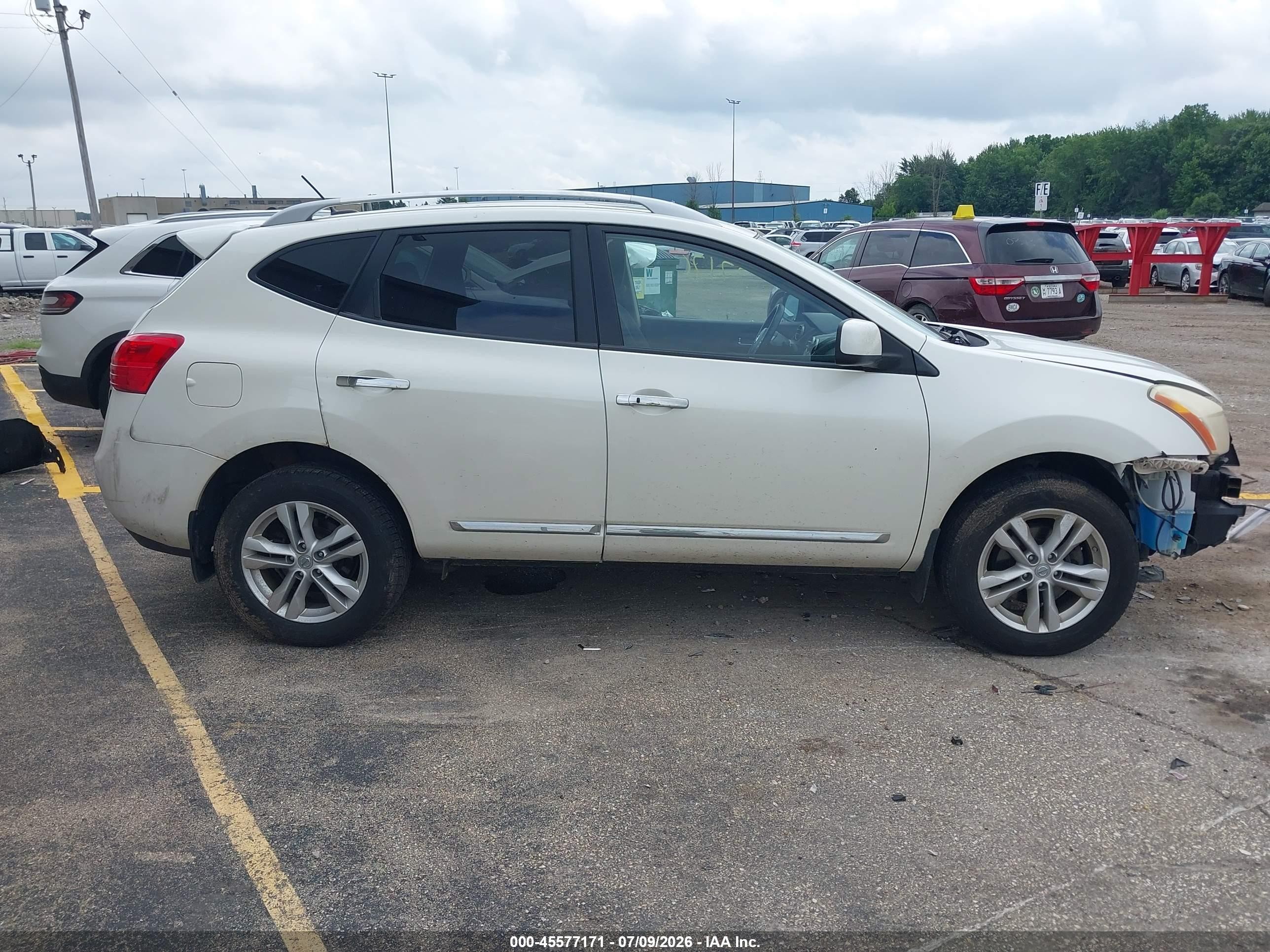 2013 Nissan Rogue Sv White vin: JN8AS5MV4DW111028