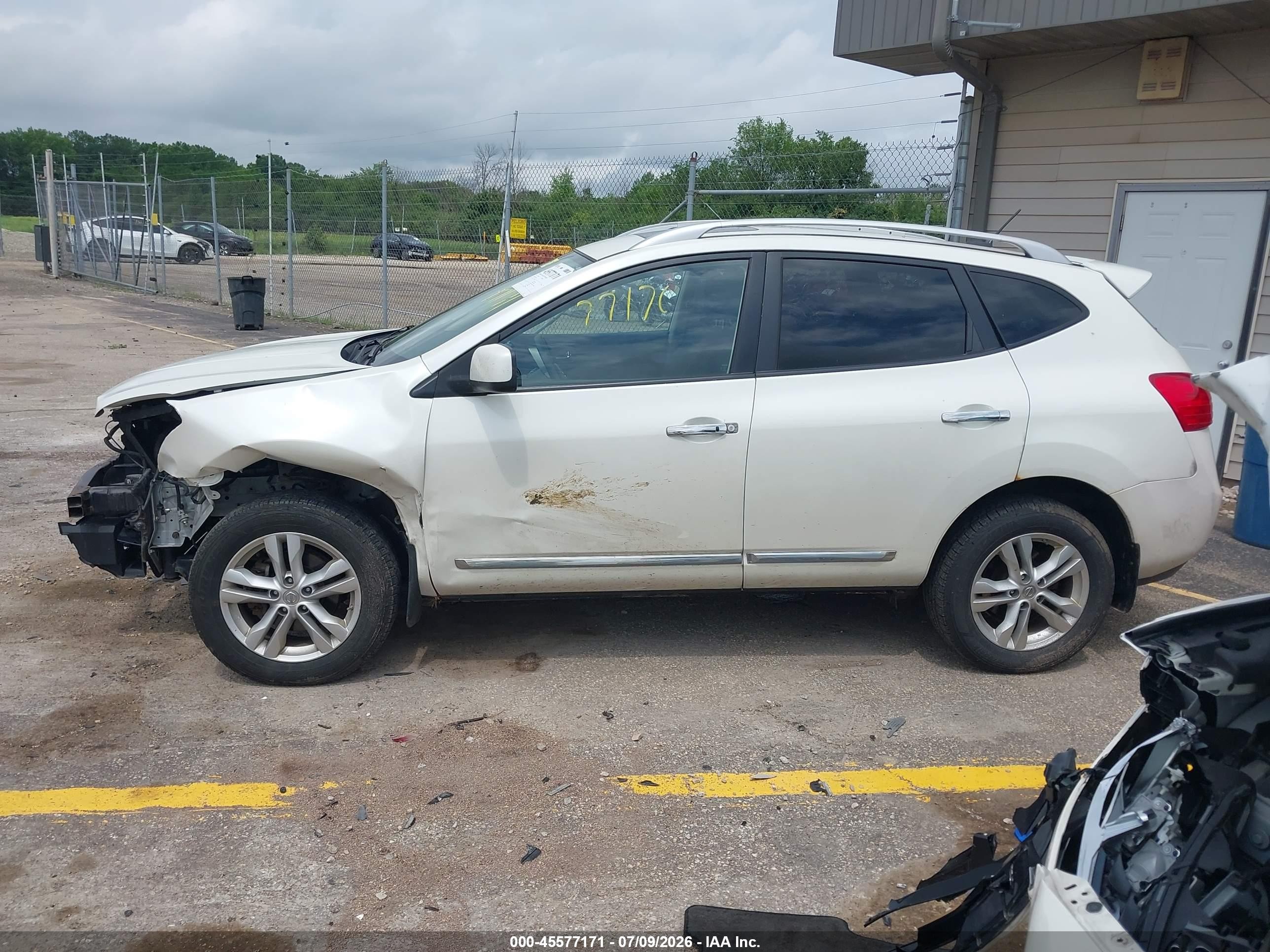 2013 Nissan Rogue Sv White vin: JN8AS5MV4DW111028
