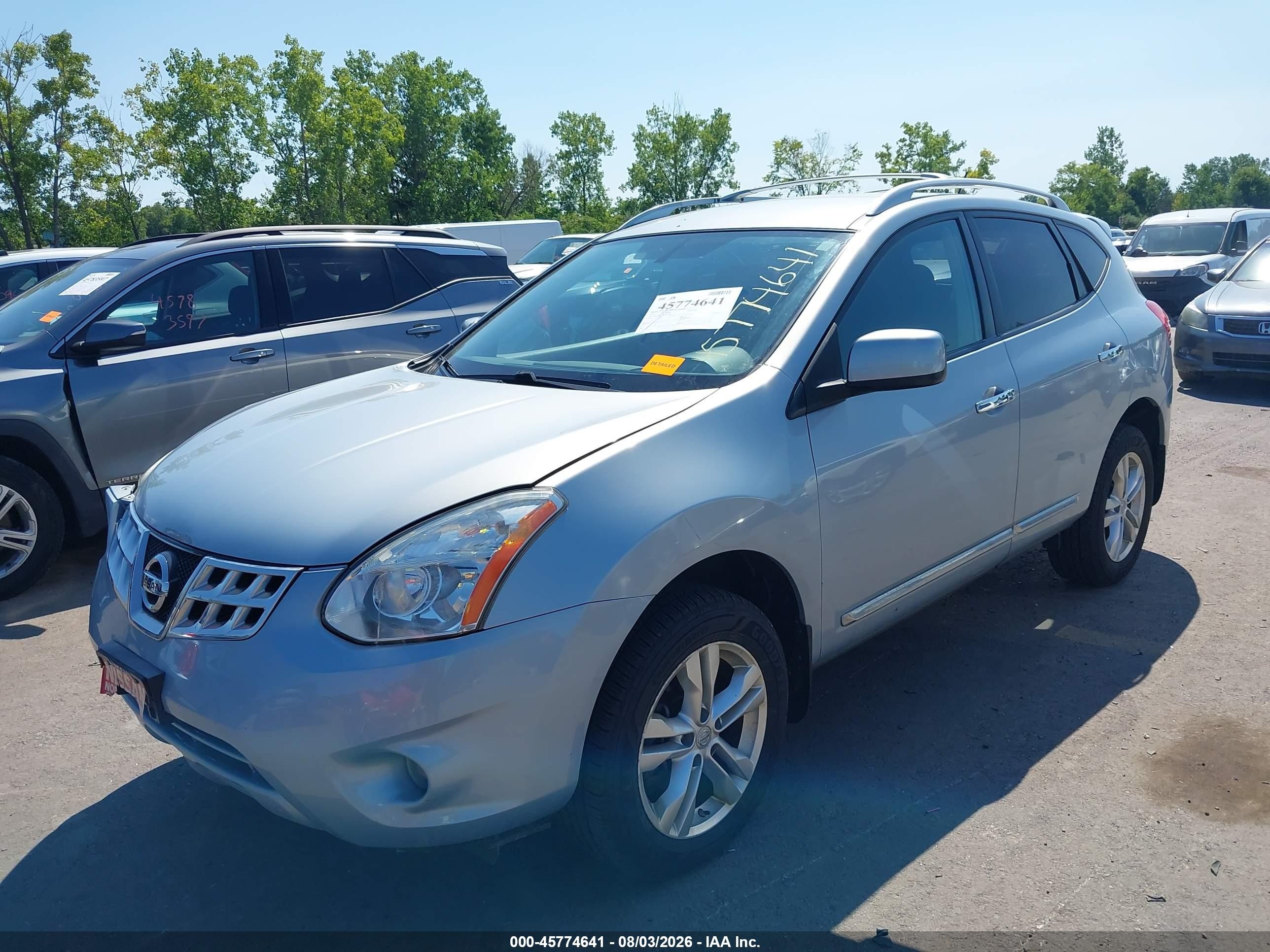 2013 Nissan Rogue Sv Серебряный vin: JN8AS5MV4DW137824