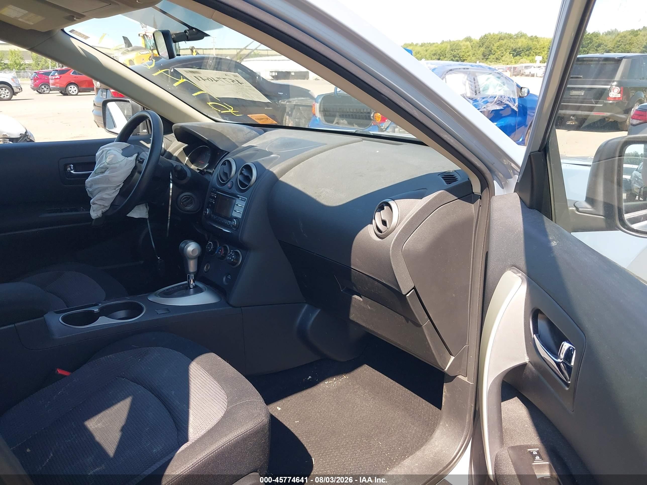 2013 Nissan Rogue Sv Серебряный vin: JN8AS5MV4DW137824