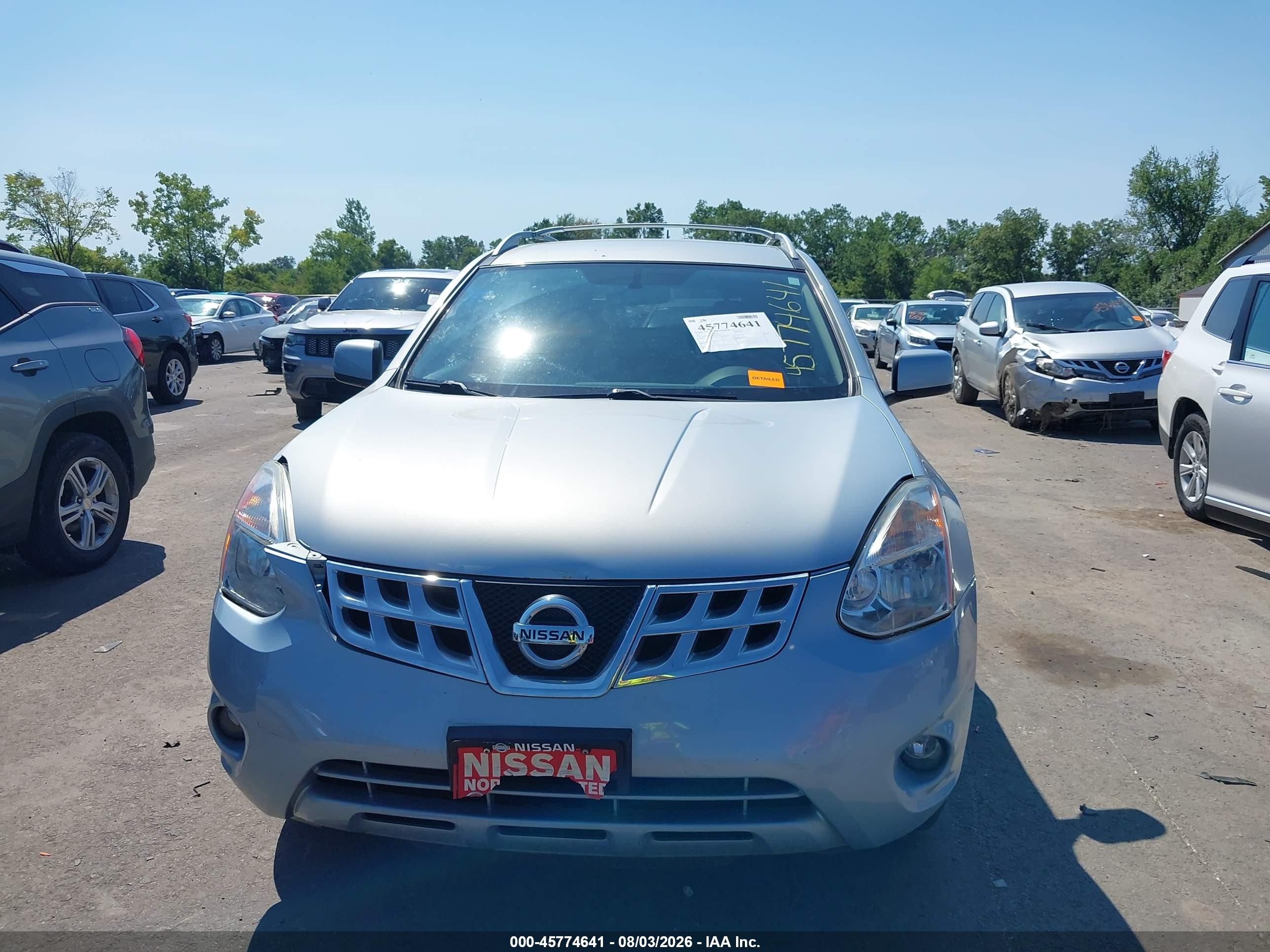 2013 Nissan Rogue Sv Серебряный vin: JN8AS5MV4DW137824