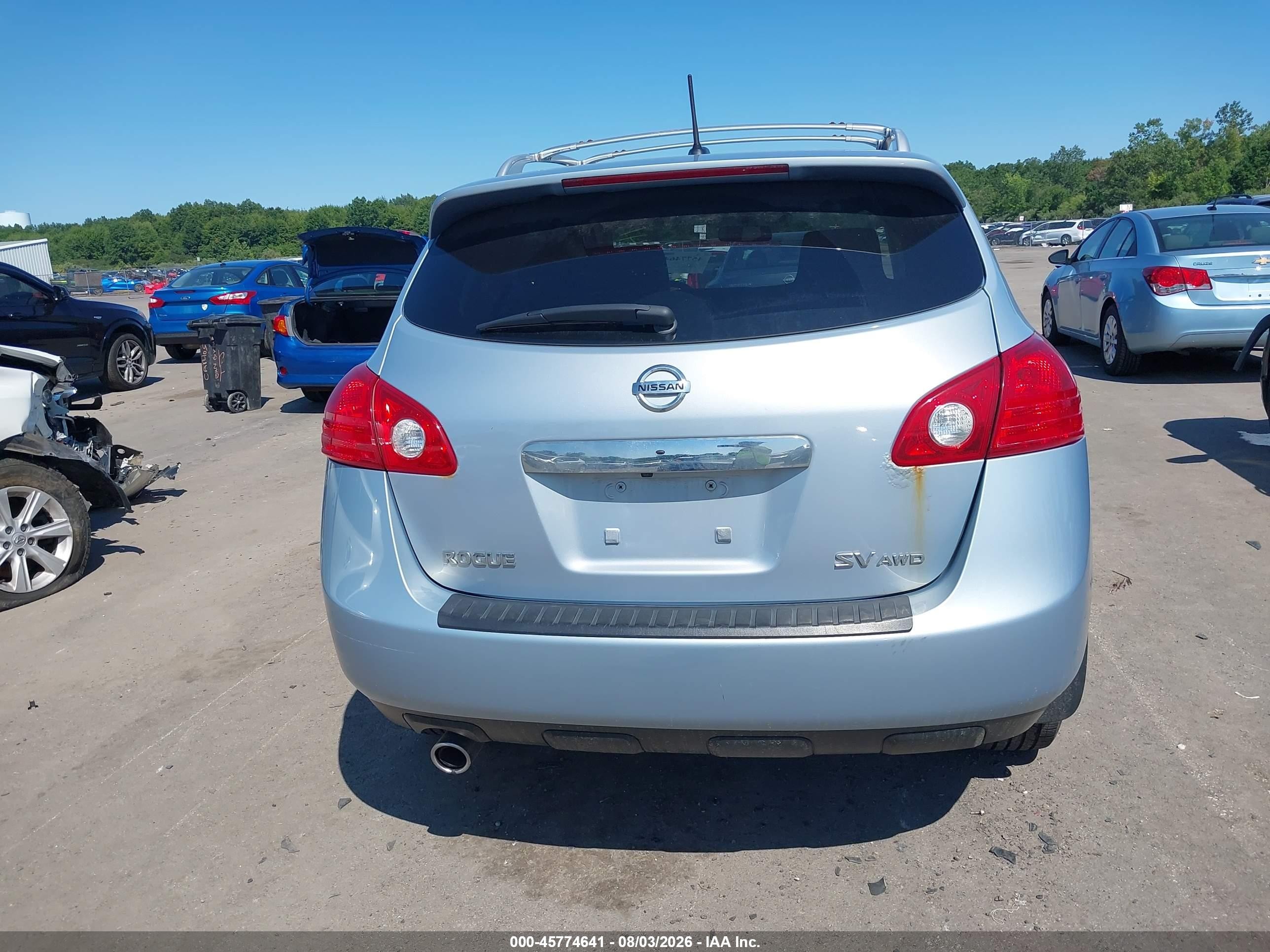 2013 Nissan Rogue Sv Серебряный vin: JN8AS5MV4DW137824