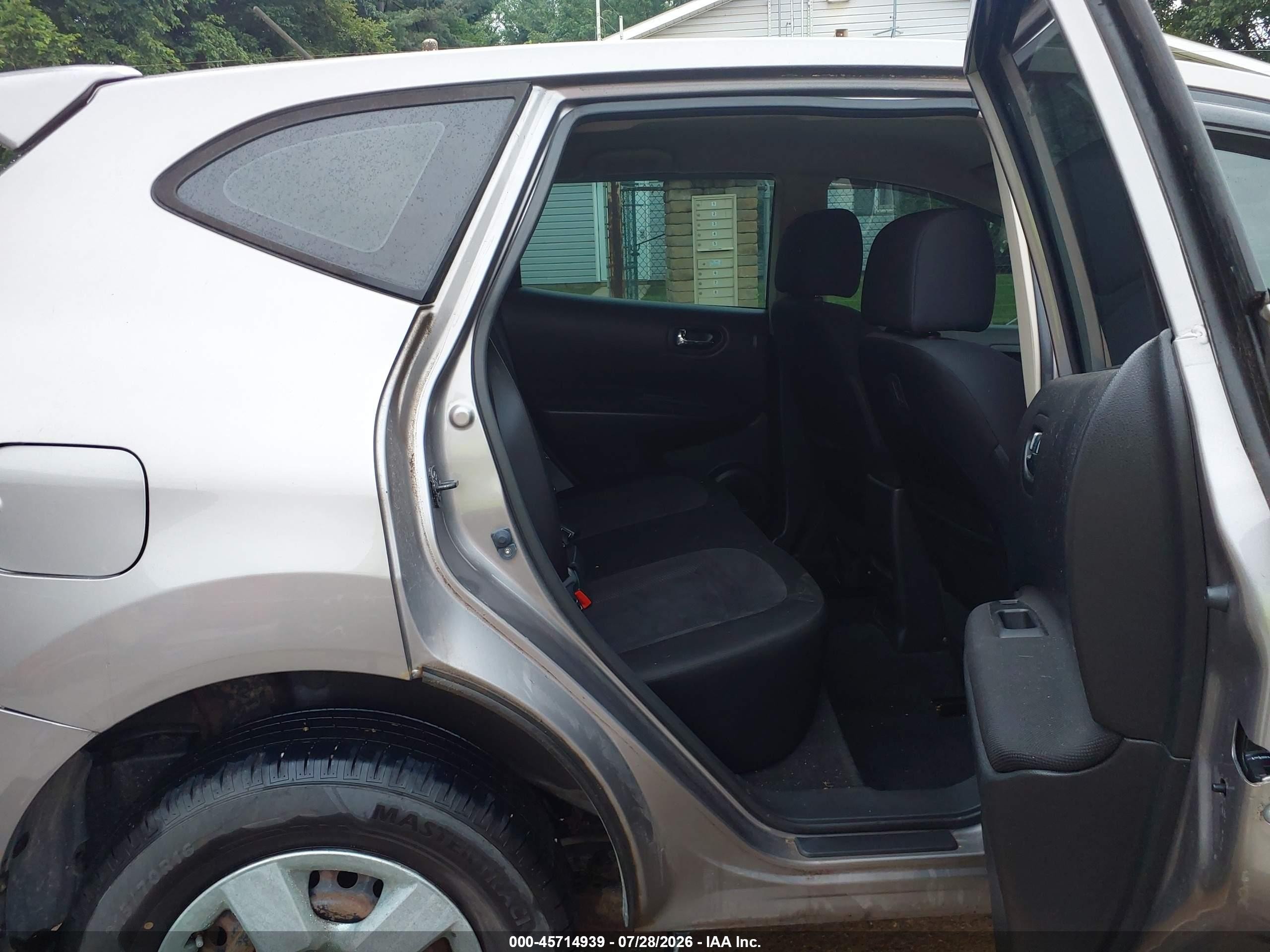 2013 Nissan Rogue S Silver vin: JN8AS5MV4DW602053