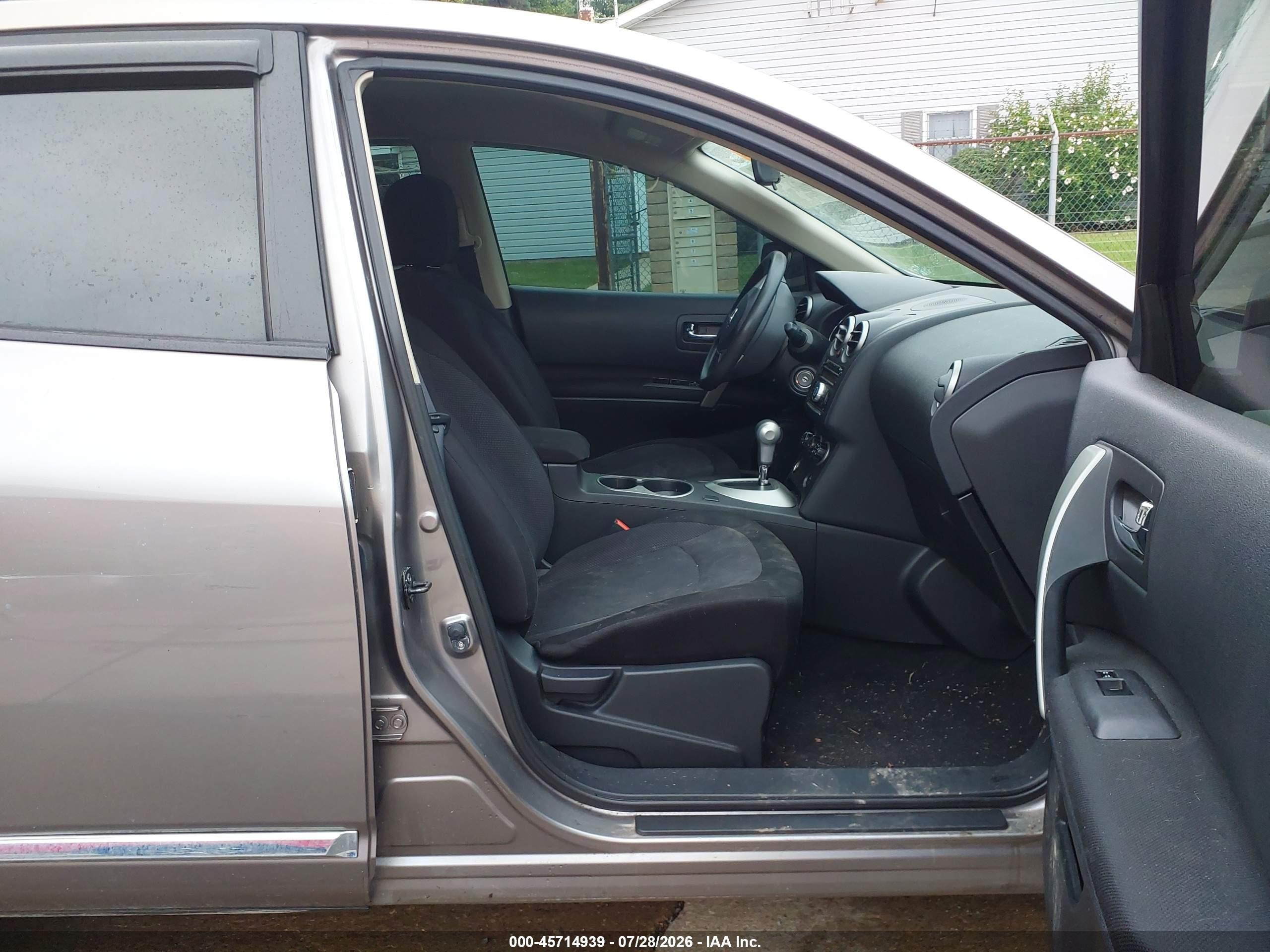 2013 Nissan Rogue S Silver vin: JN8AS5MV4DW602053