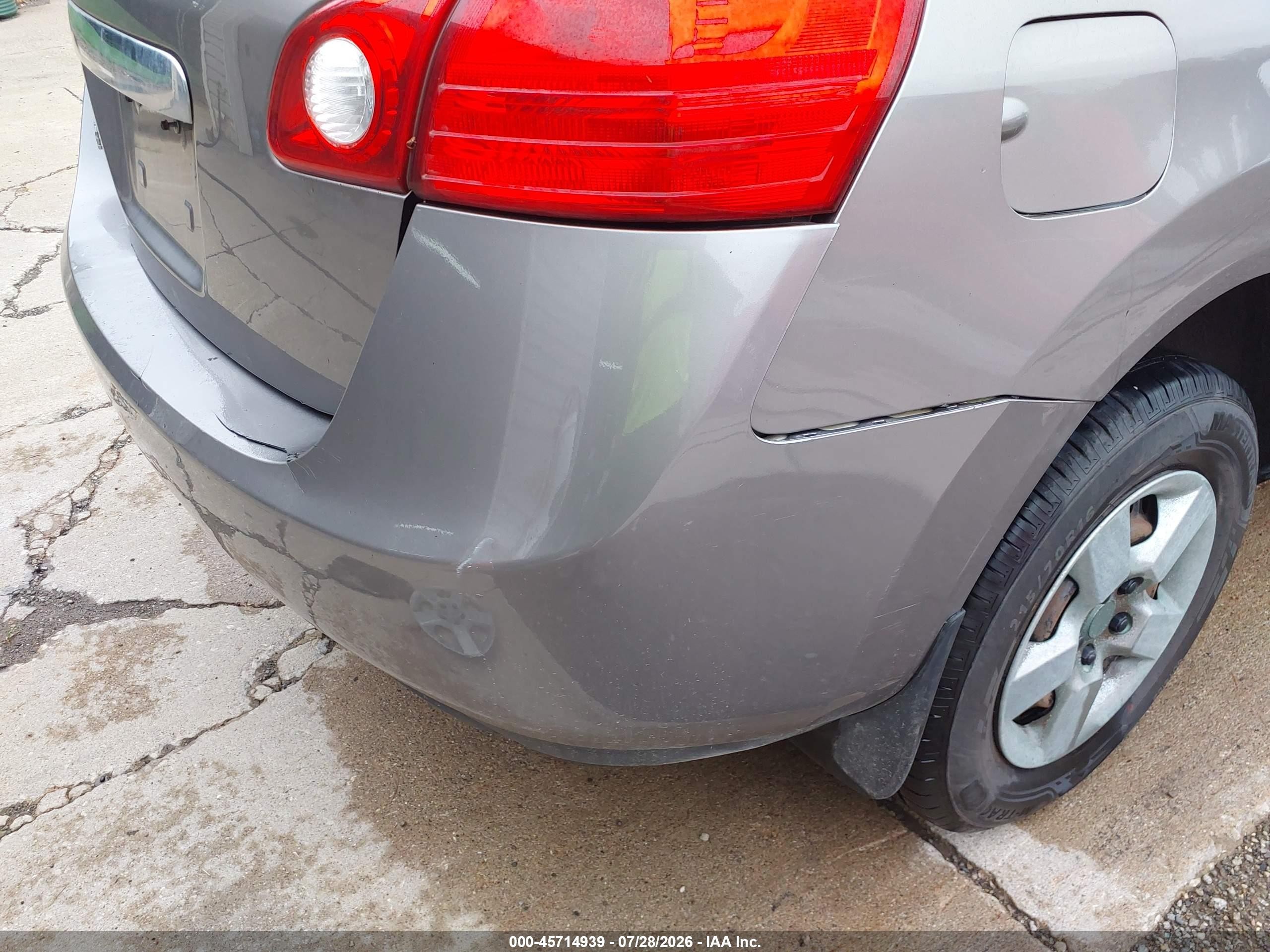 2013 Nissan Rogue S Silver vin: JN8AS5MV4DW602053