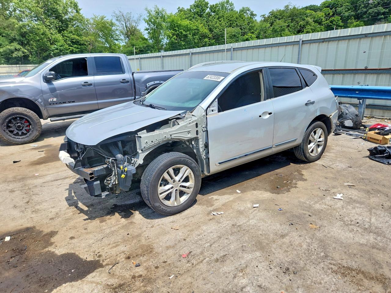 2013 Nissan Rogue S Silver vin: JN8AS5MV4DW614977