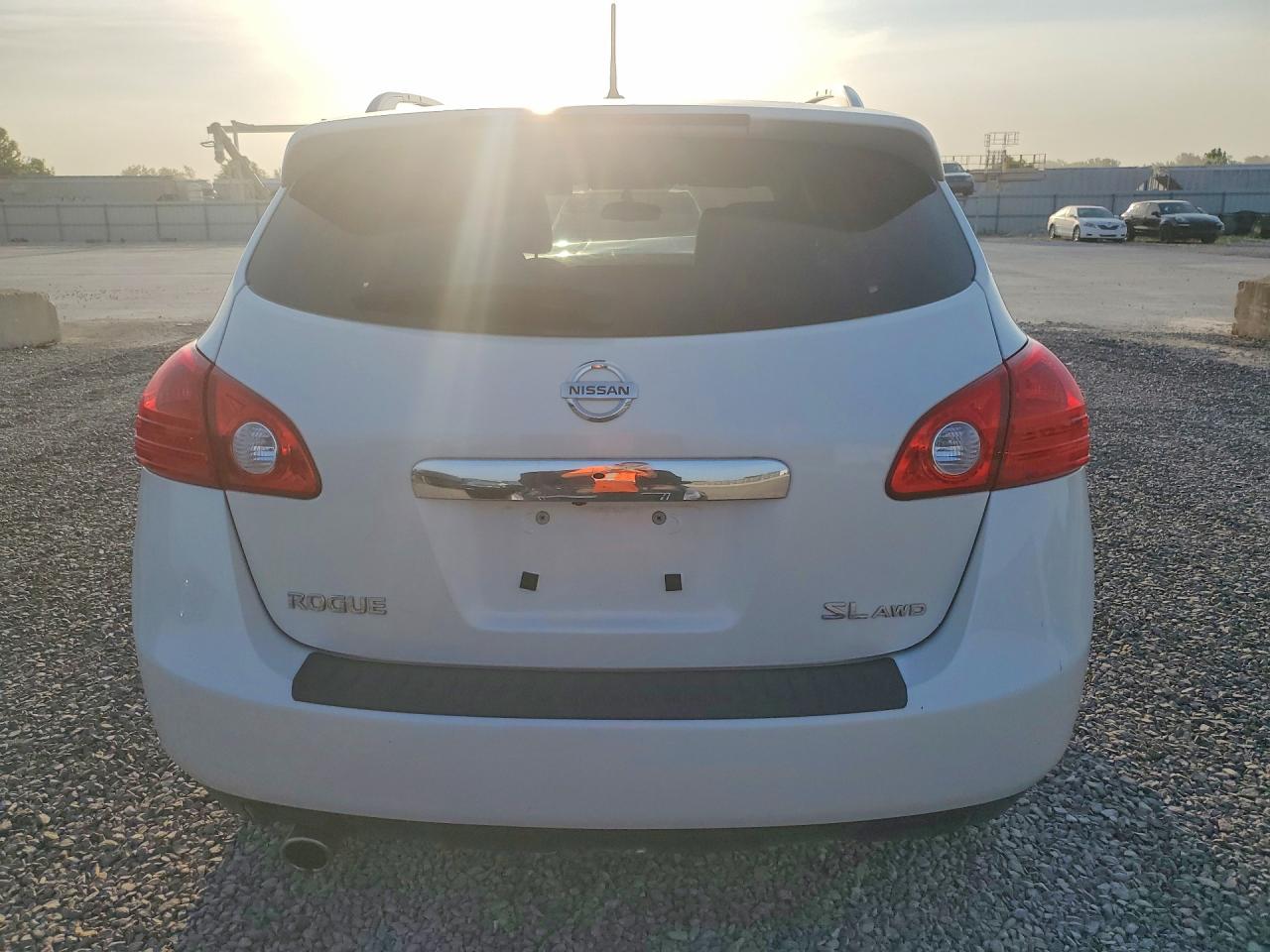2013 Nissan Rogue S White vin: JN8AS5MV4DW619998