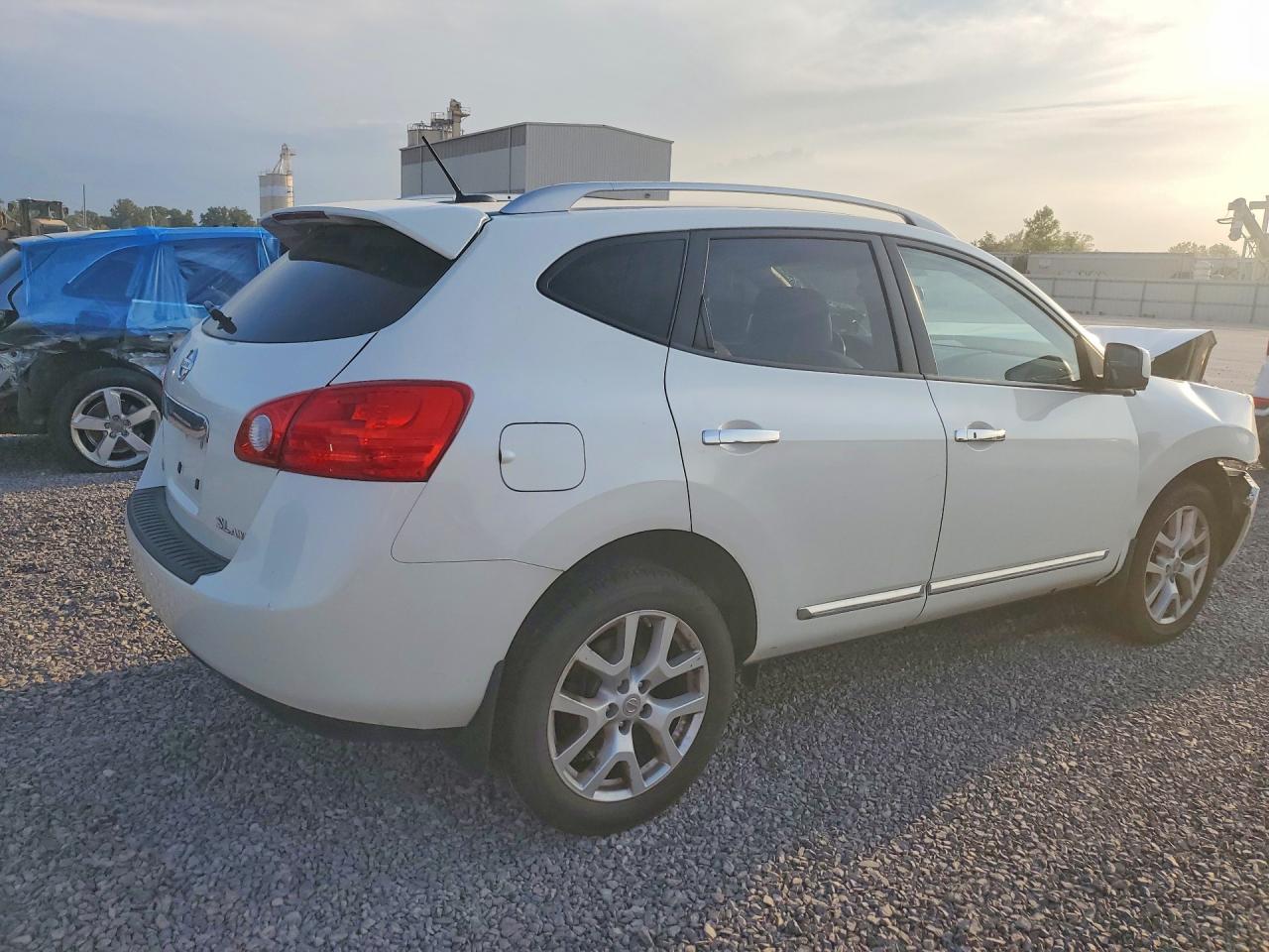 2013 Nissan Rogue S White vin: JN8AS5MV4DW619998