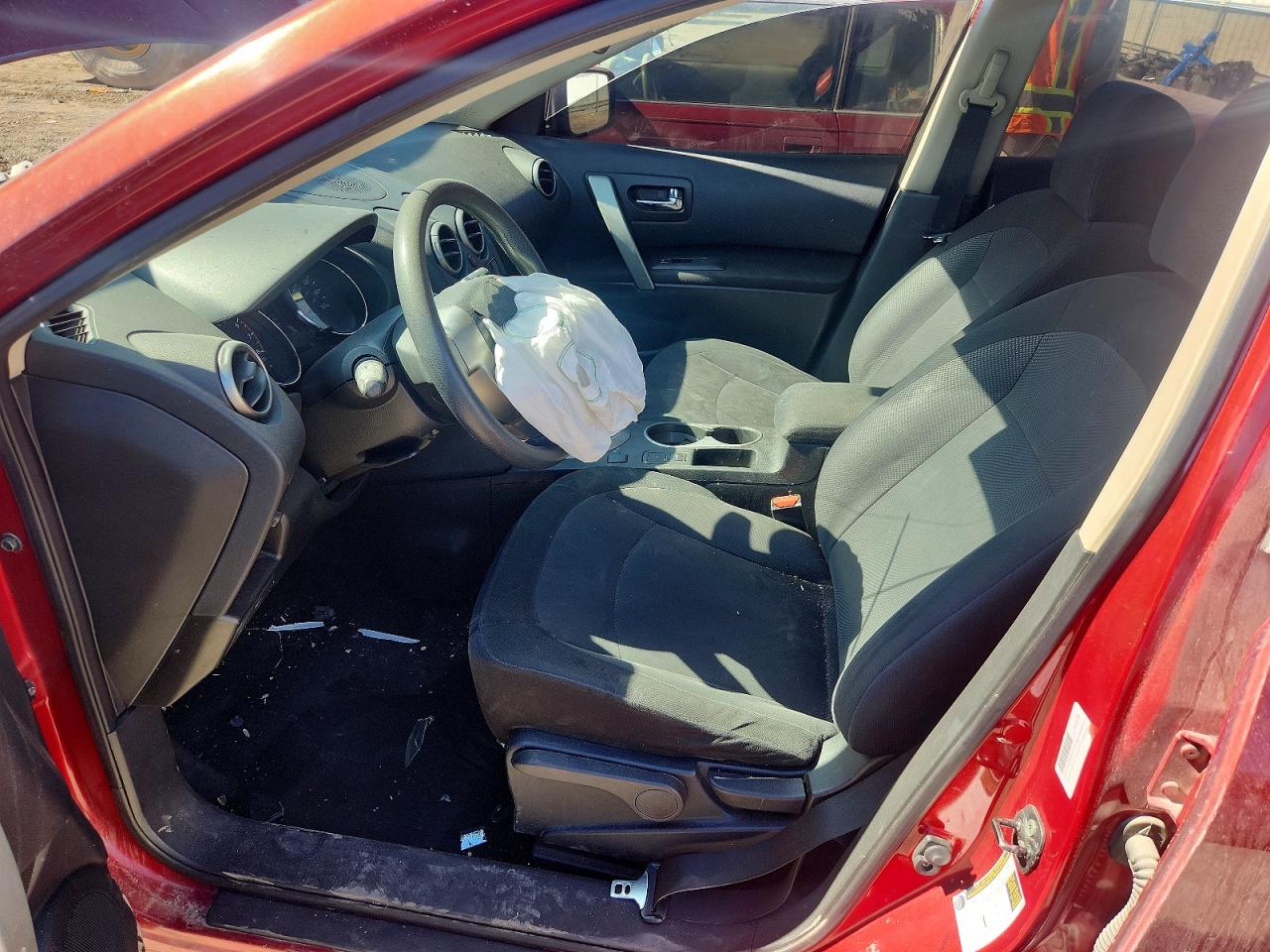 2013 Nissan Rogue S Red vin: JN8AS5MV4DW637806
