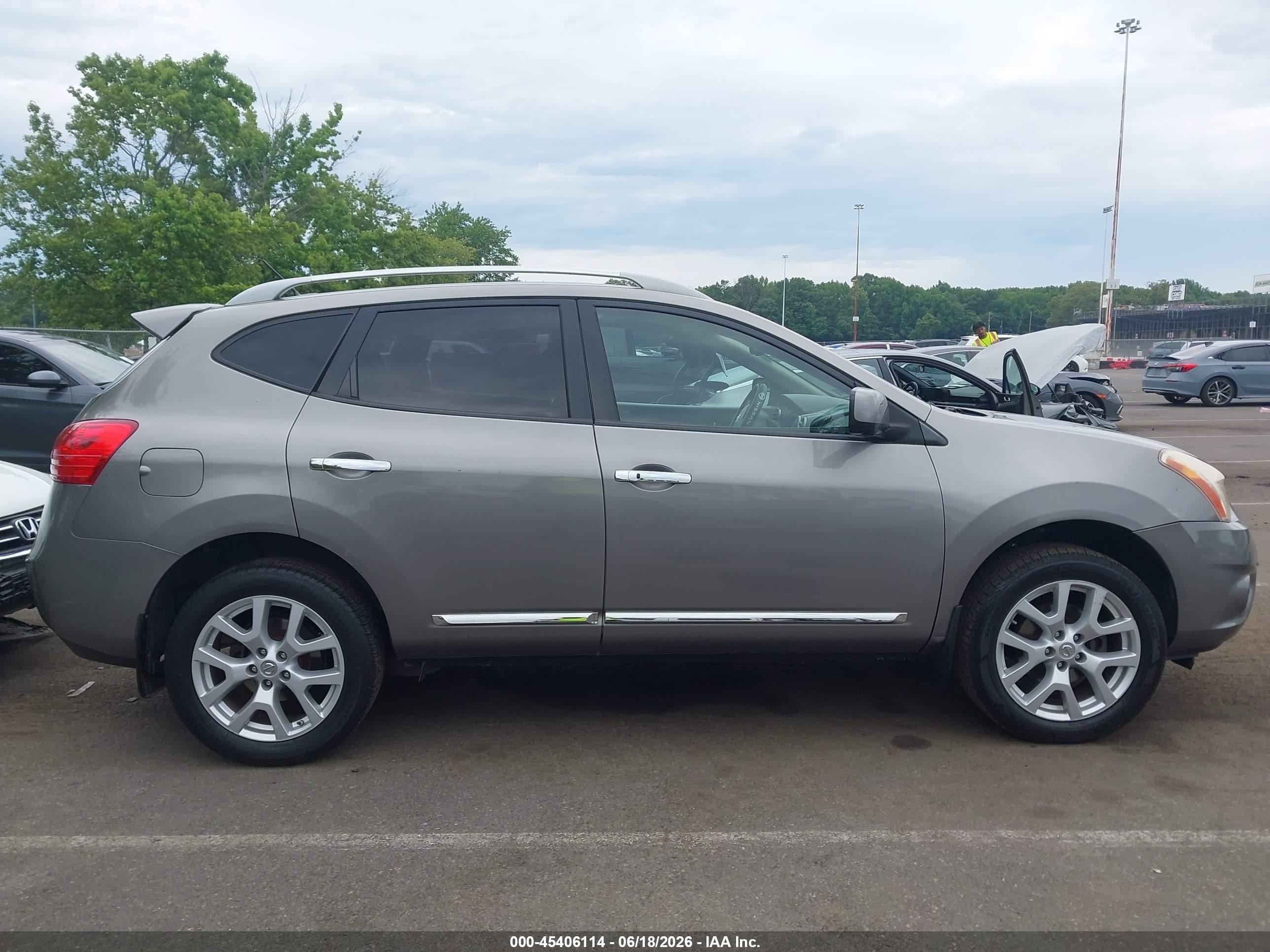 2013 Nissan Rogue Sv W/sl Pkg Серый vin: JN8AS5MV4DW646702