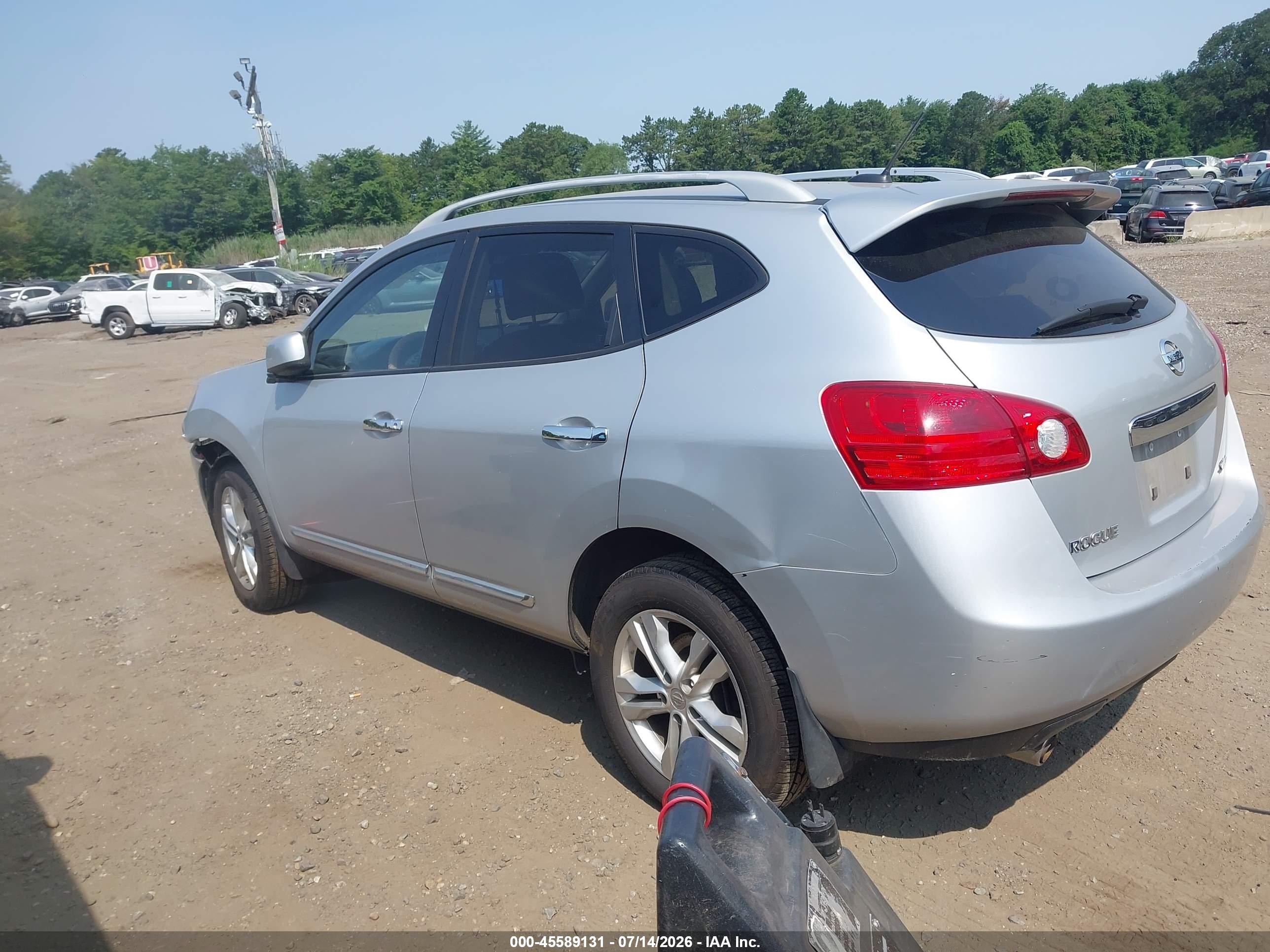 2013 Nissan Rogue Sv Silver vin: JN8AS5MV4DW649311