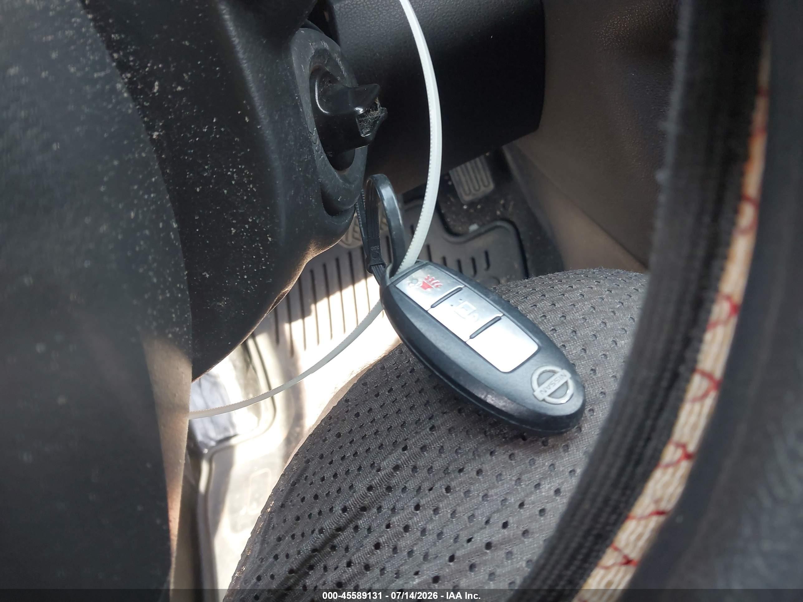 2013 Nissan Rogue Sv Silver vin: JN8AS5MV4DW649311