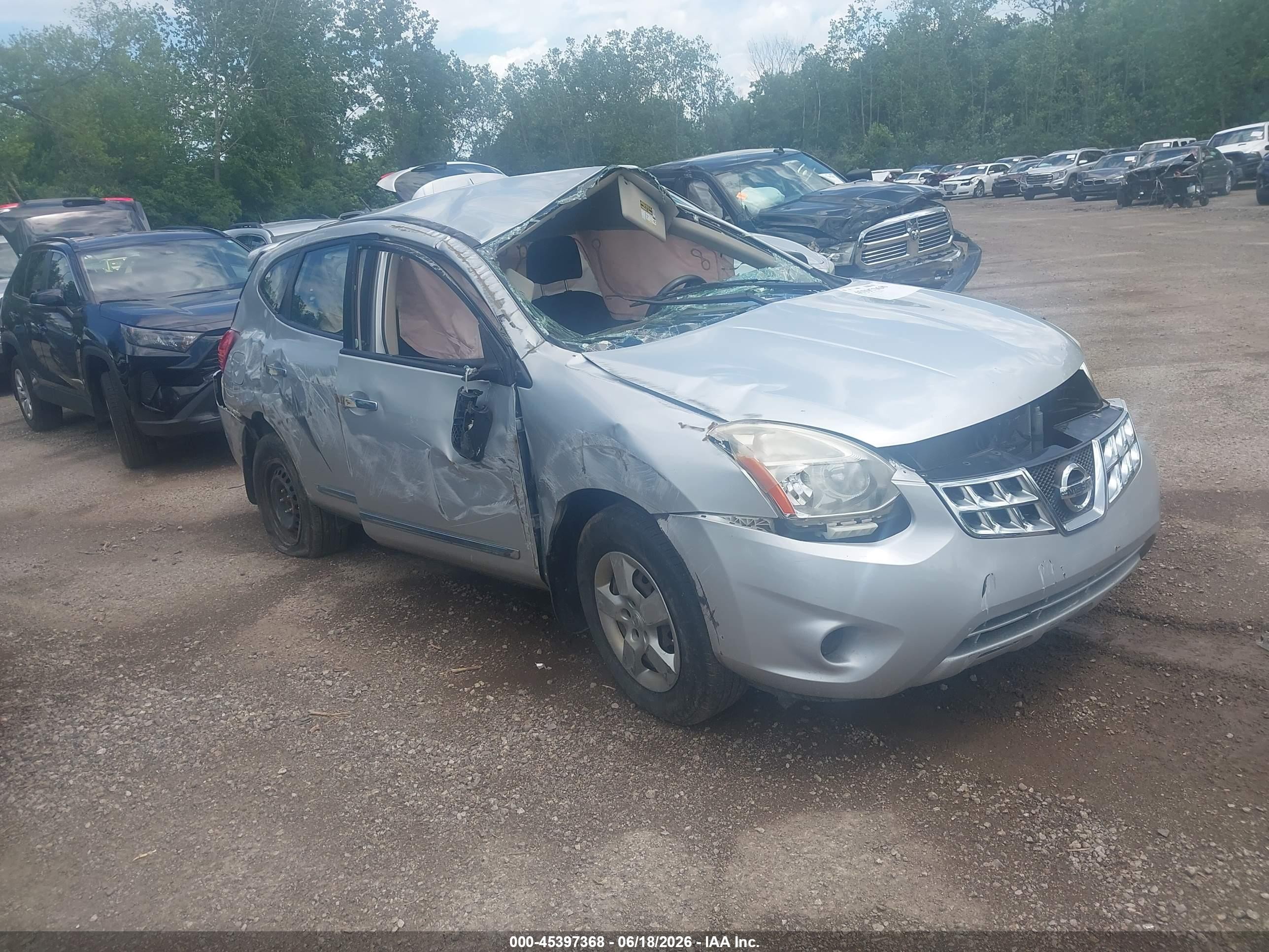2013 Nissan Rogue S Silver vin: JN8AS5MV4DW665637
