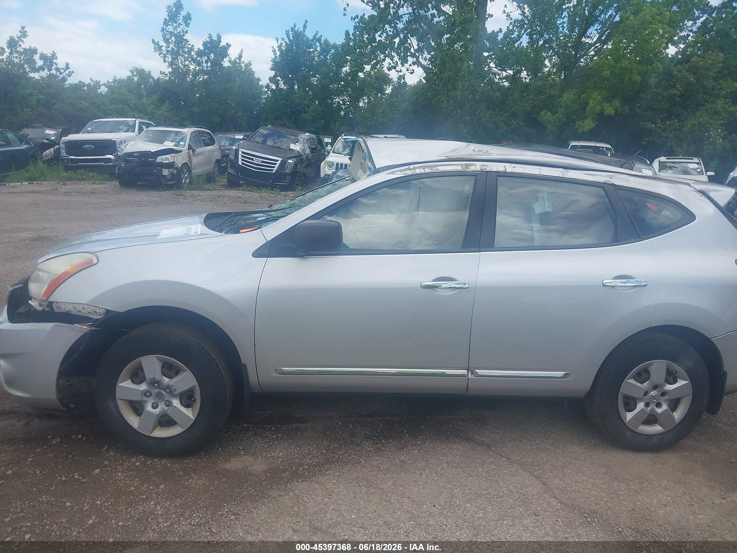 2013 Nissan Rogue S Silver vin: JN8AS5MV4DW665637