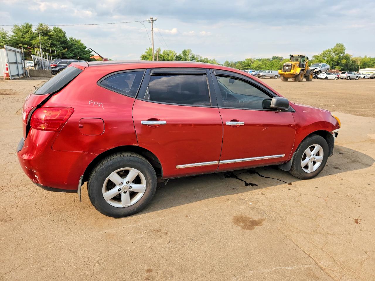 2014 Nissan Rogue Select S Red vin: JN8AS5MV4EW701778