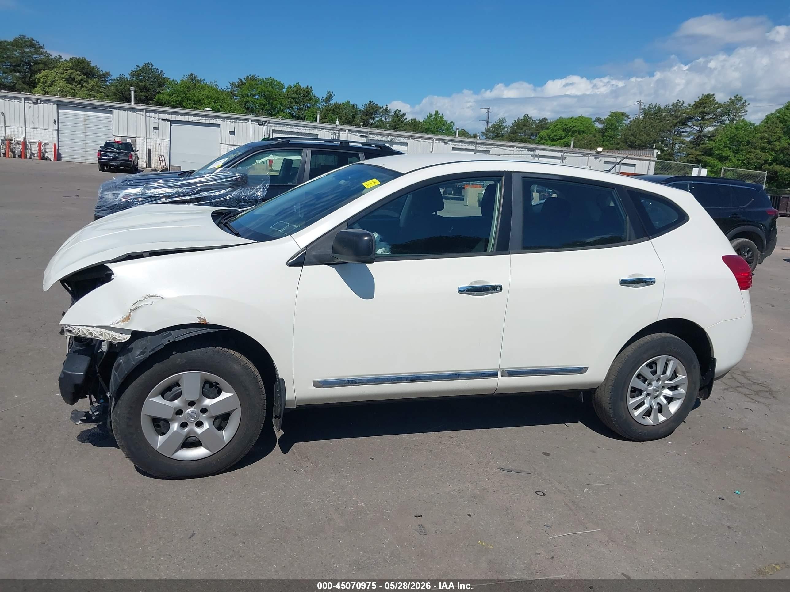 2014 Nissan Rogue Select S White vin: JN8AS5MV4EW704616