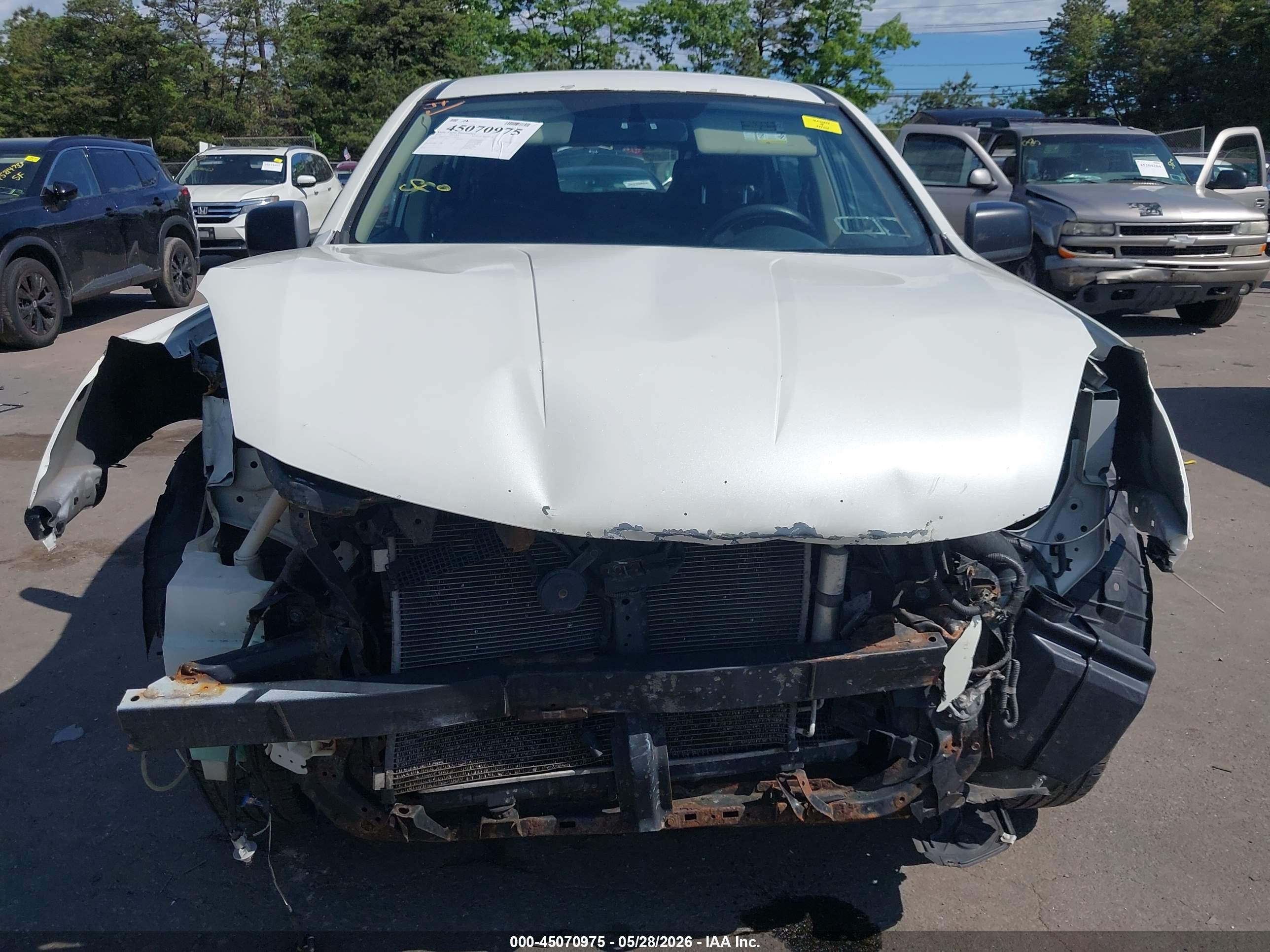 2014 Nissan Rogue Select S White vin: JN8AS5MV4EW704616
