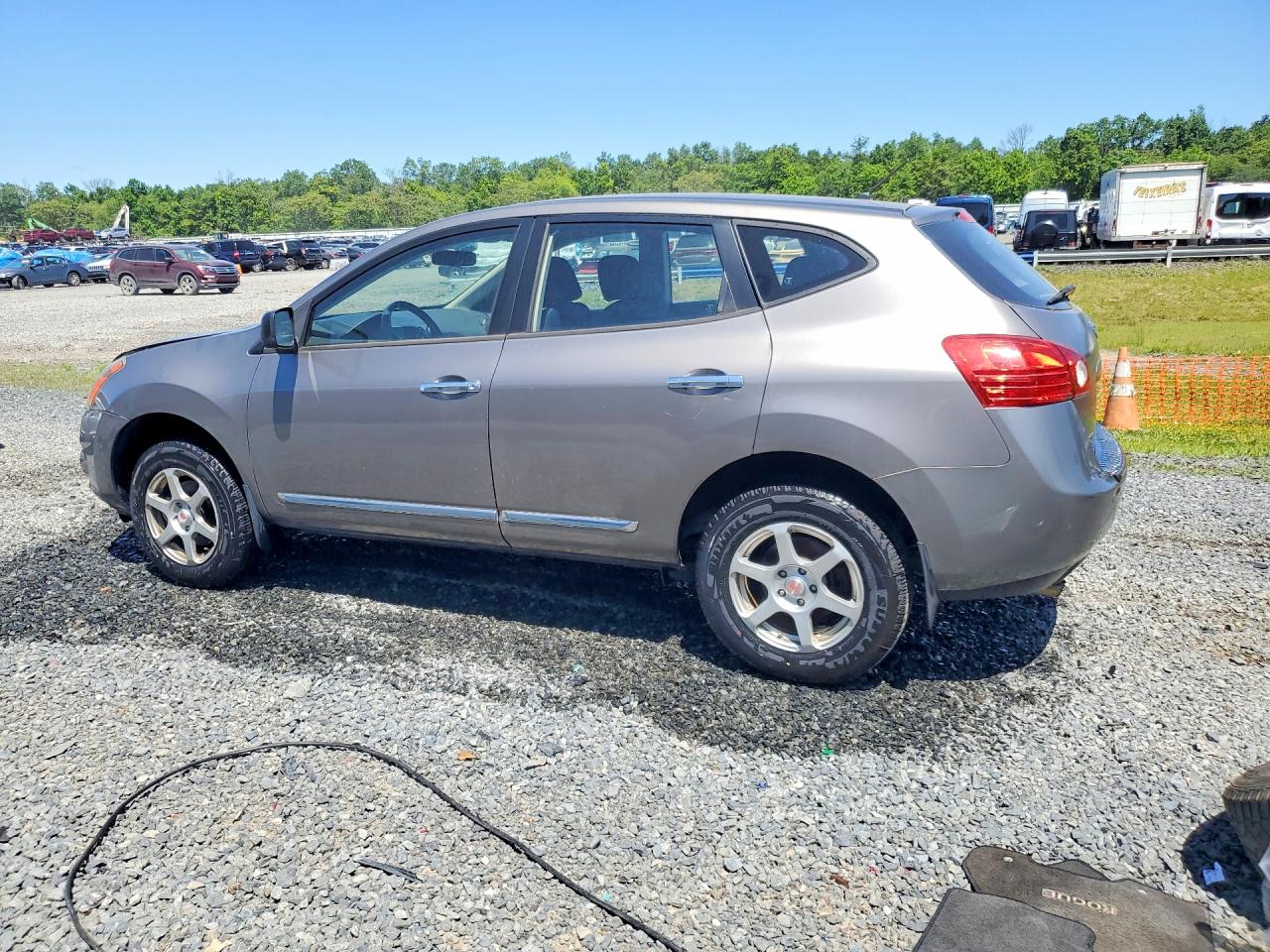 2014 Nissan Rogue Select S Gray vin: JN8AS5MV4EW715082
