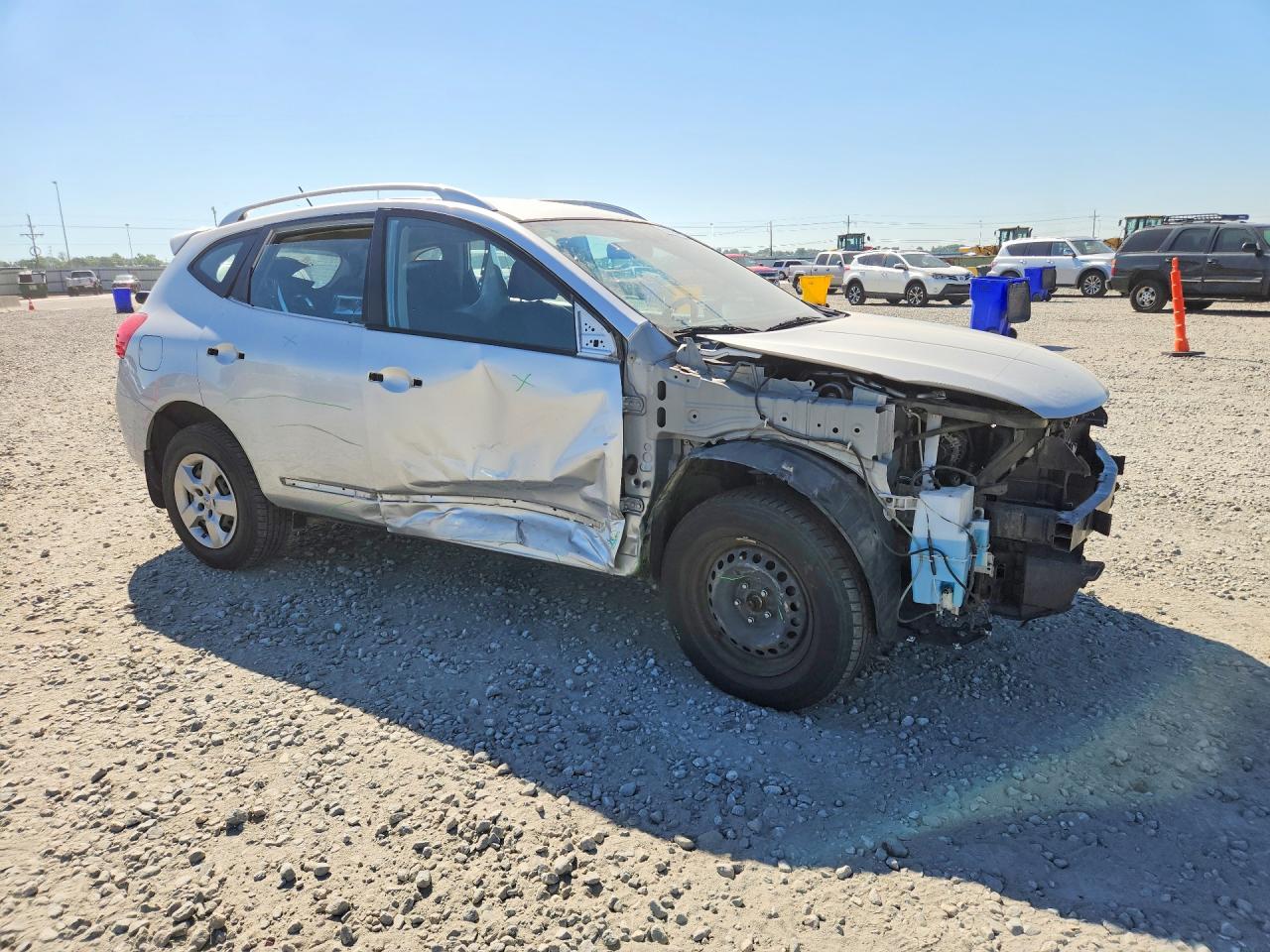 2014 Nissan Rogue Select S Silver vin: JN8AS5MV4EW718533