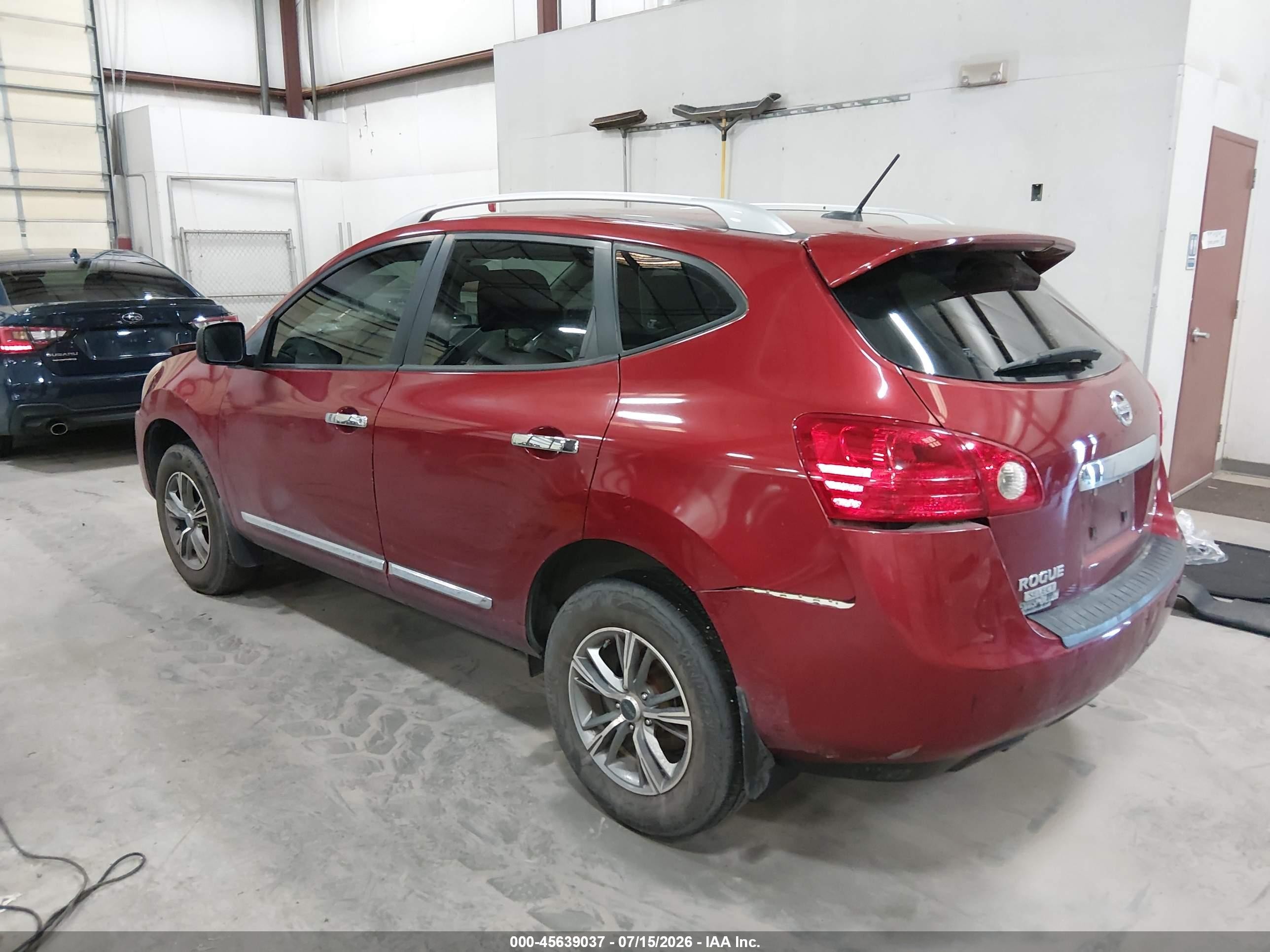 2014 Nissan Rogue Select S Red vin: JN8AS5MV4EW719150