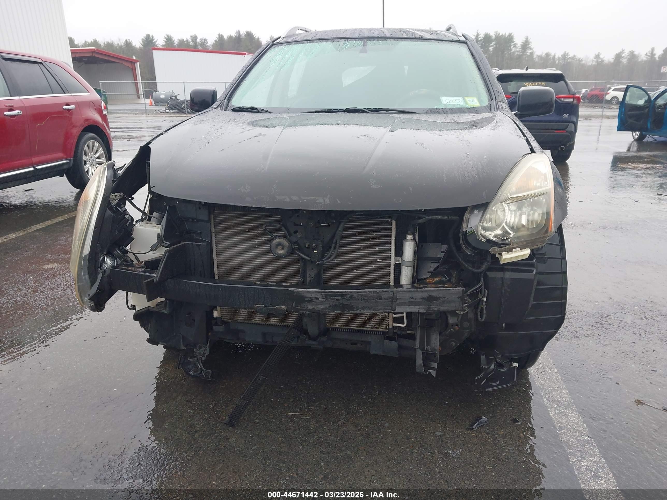 2015 Nissan Rogue Select S Черный vin: JN8AS5MV4FW258162