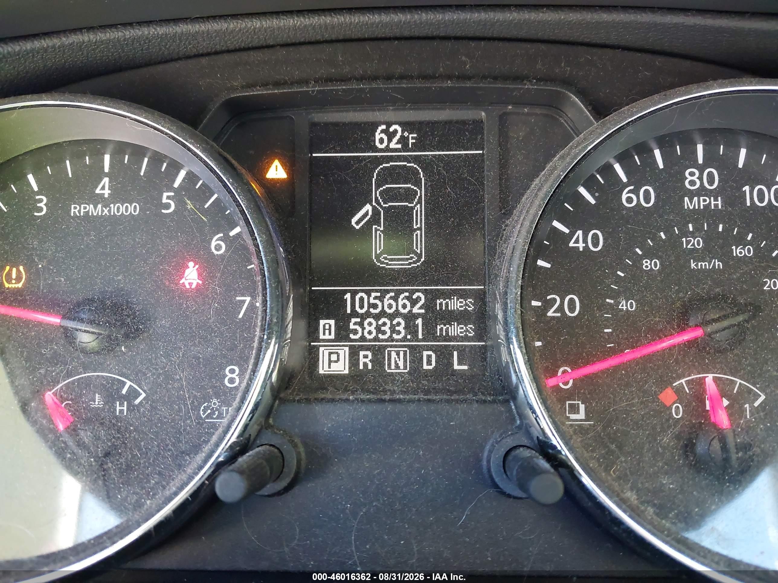 2015 Nissan Rogue Select S Silver vin: JN8AS5MV4FW758077
