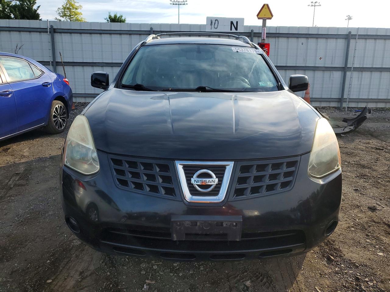 2010 Niss Rogue Black vin: JN8AS5MV5AW607015