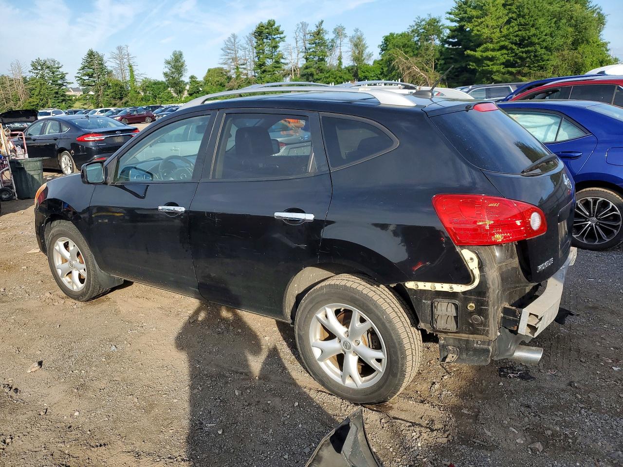 2010 Niss Rogue Black vin: JN8AS5MV5AW607015