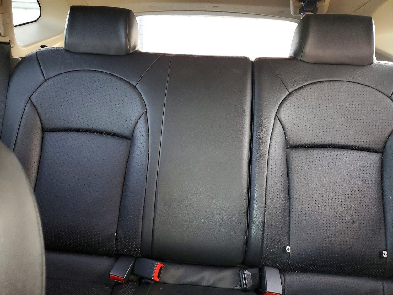 2010 Niss Rogue Black vin: JN8AS5MV5AW607015