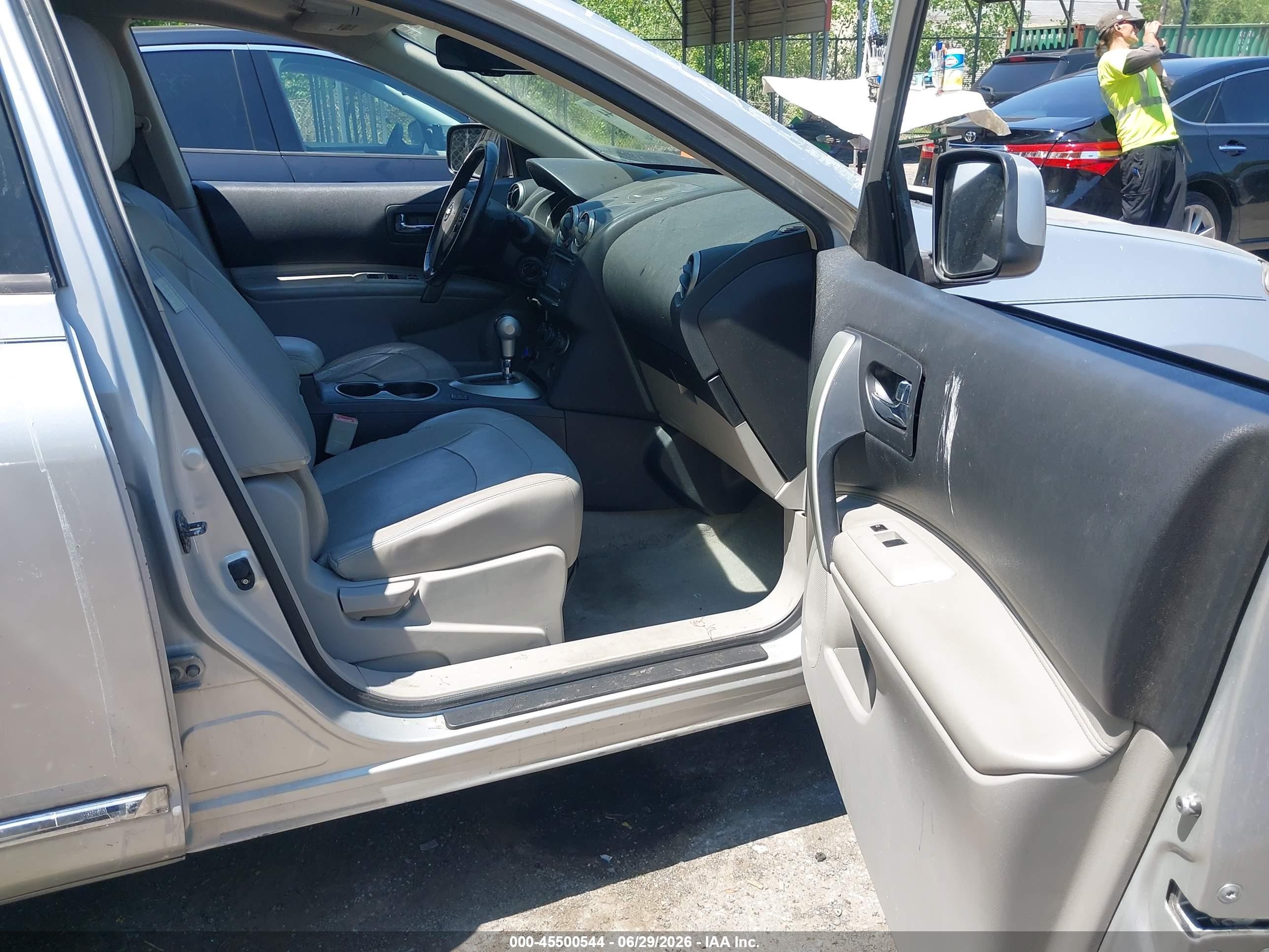 2011 Nissan Rogue Sv Silver vin: JN8AS5MV5BW281122