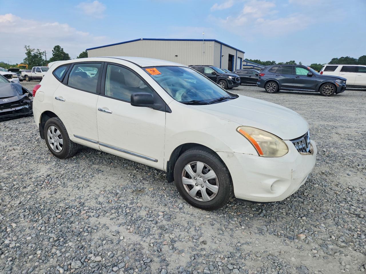 2011 Nissan Rogue S/sv/krom White vin: JN8AS5MV5BW300820