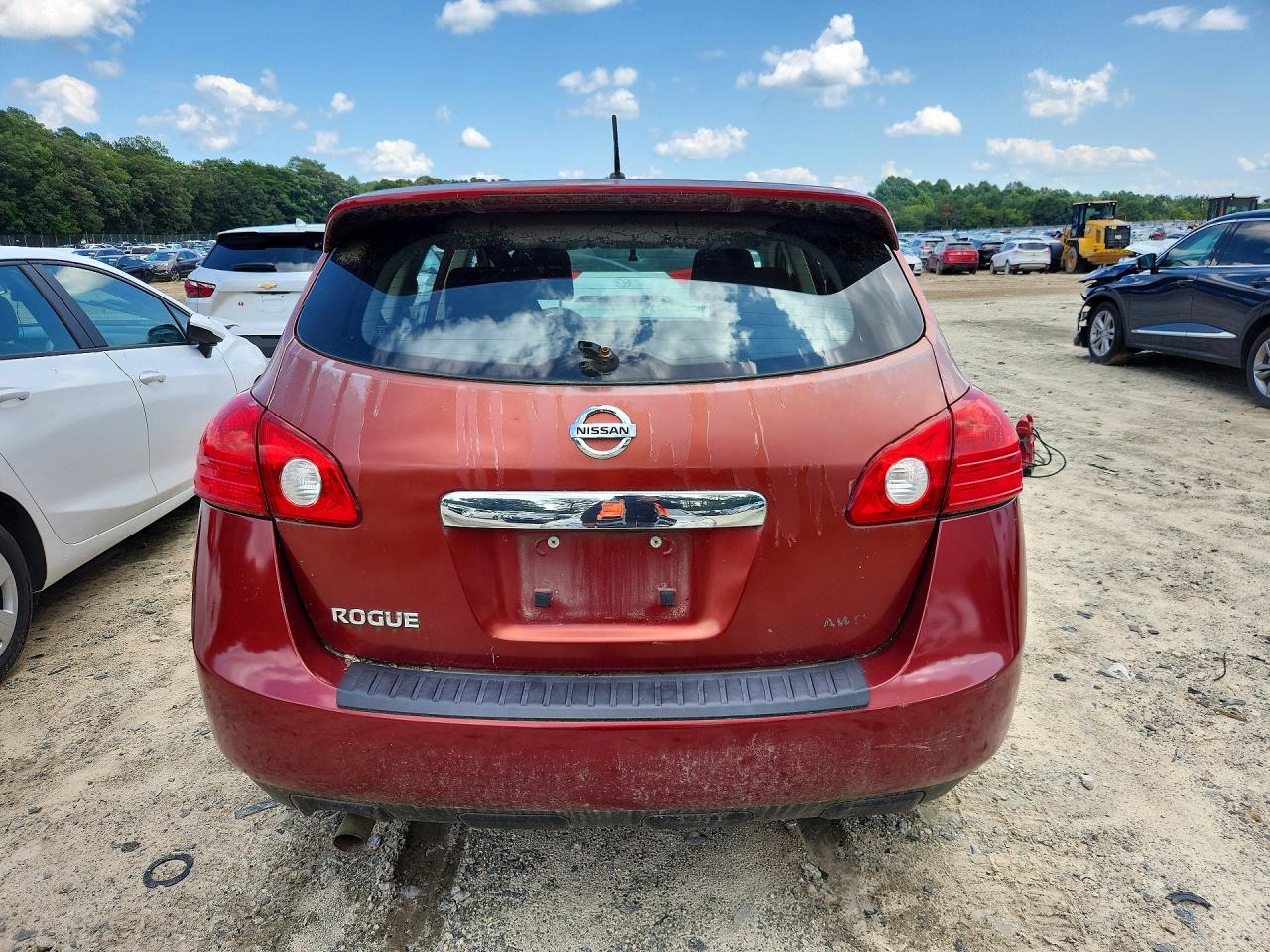 2011 Nissan Rogue S Red vin: JN8AS5MV5BW313888