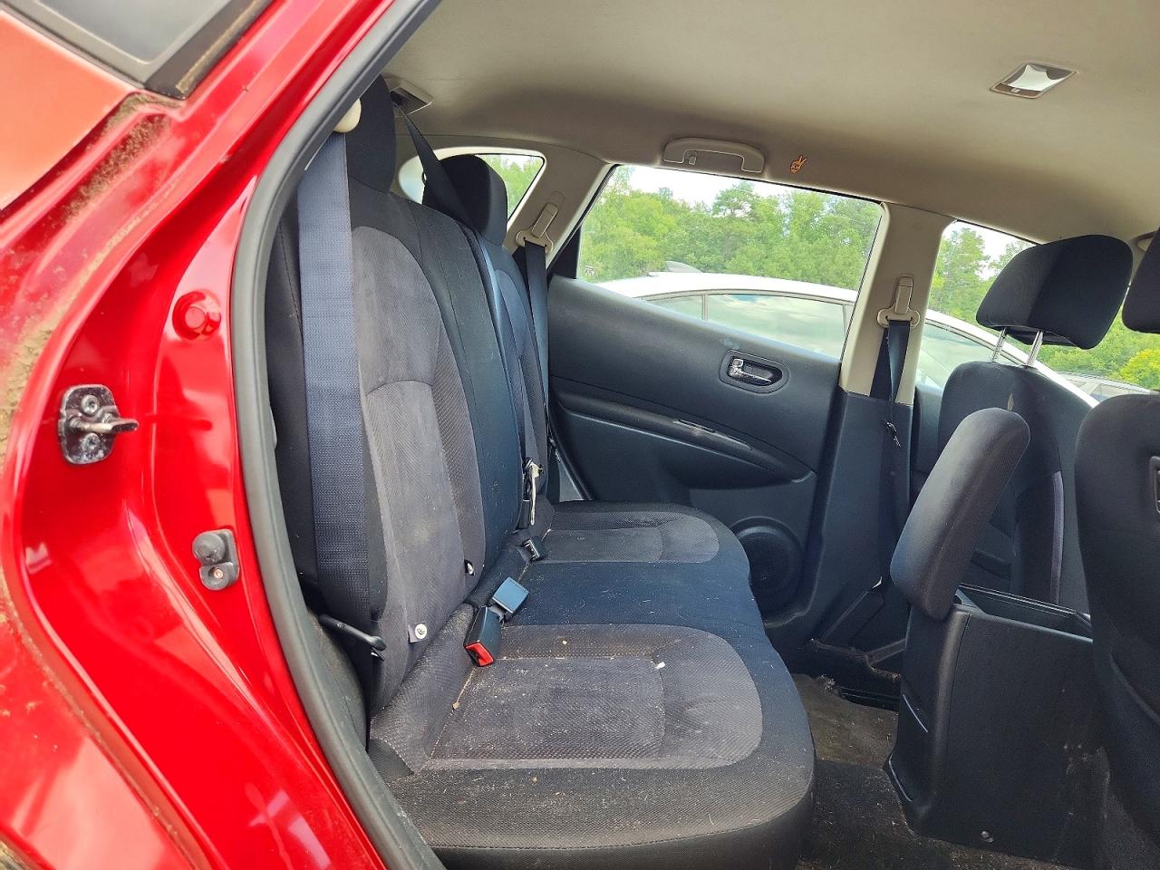 2011 Nissan Rogue S Red vin: JN8AS5MV5BW313888