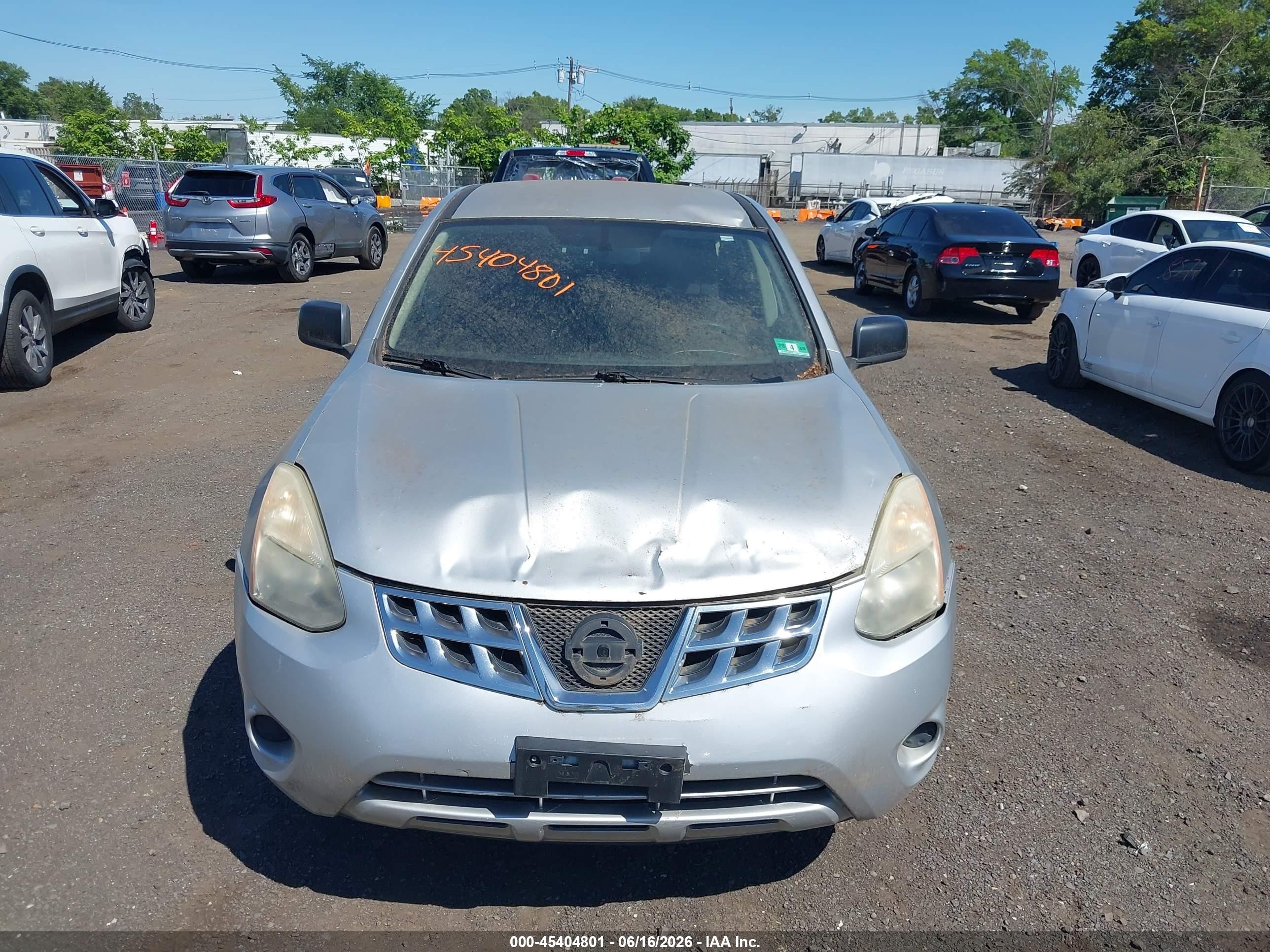 2011 Nissan Rogue S Silver vin: JN8AS5MV5BW666552