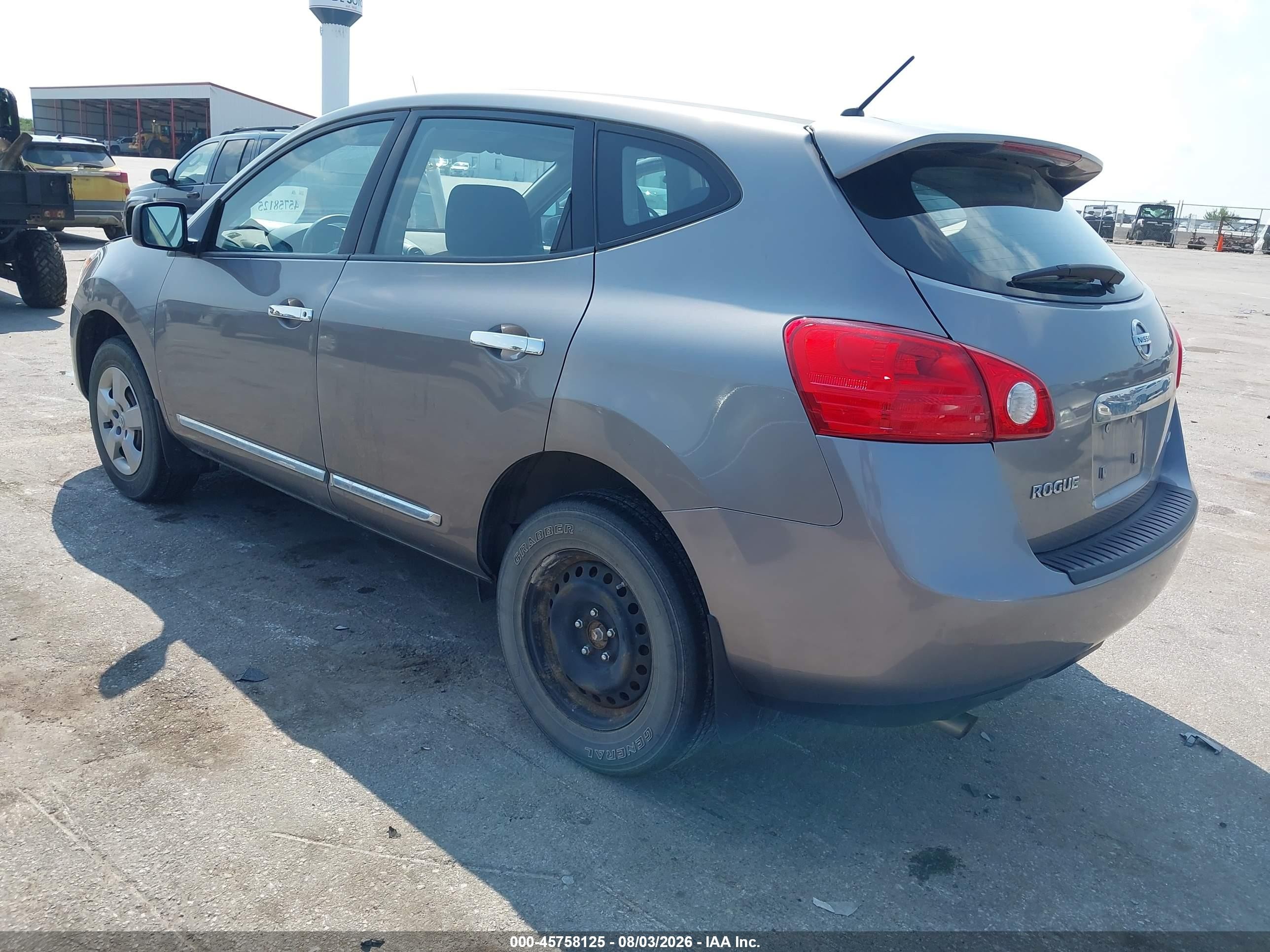 2011 Nissan Rogue S Silver vin: JN8AS5MV5BW680550