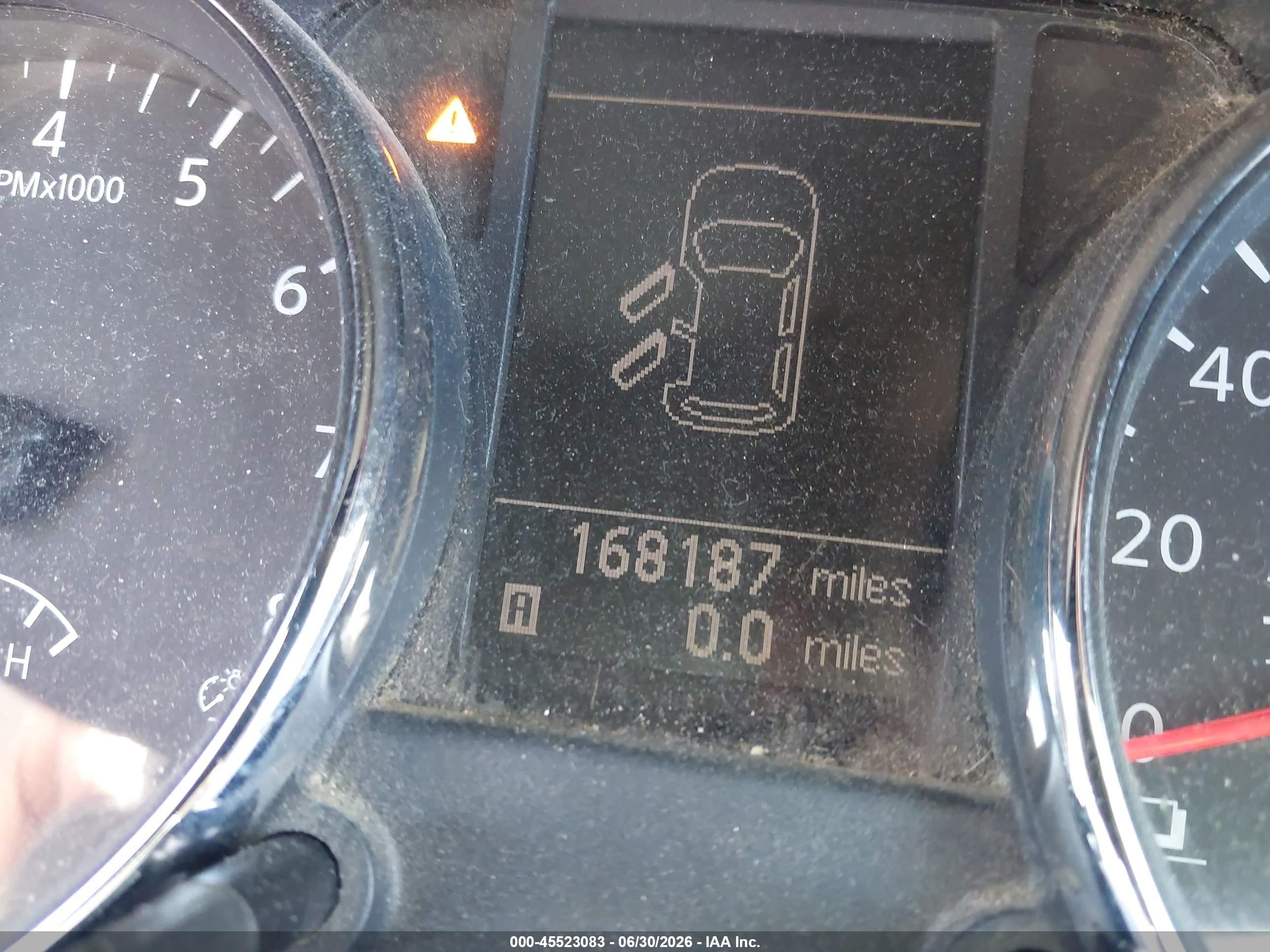 2011 Nissan Rogue S Silver vin: JN8AS5MV5BW682010