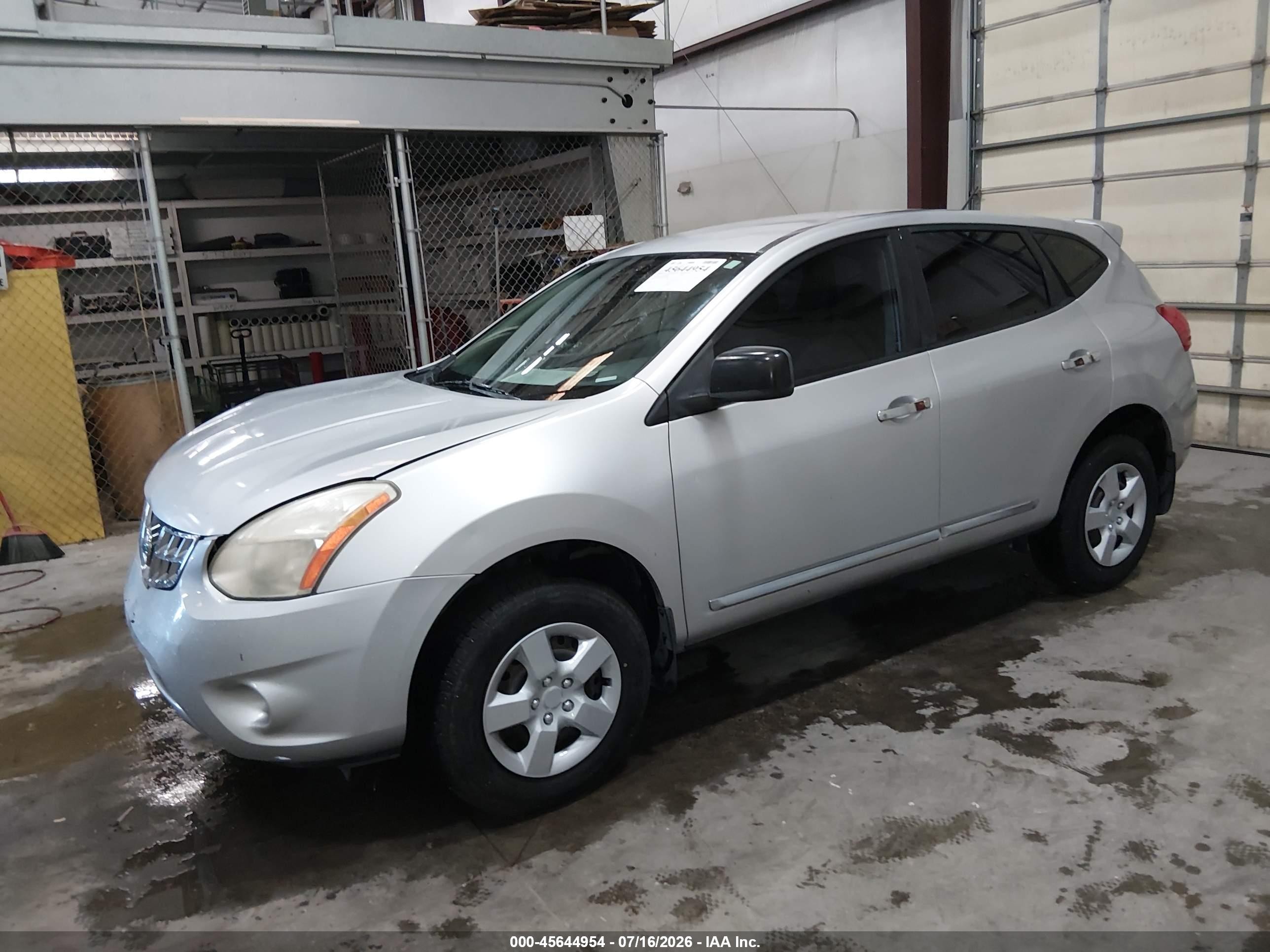 2011 Nissan Rogue S Silver vin: JN8AS5MV5BW688003