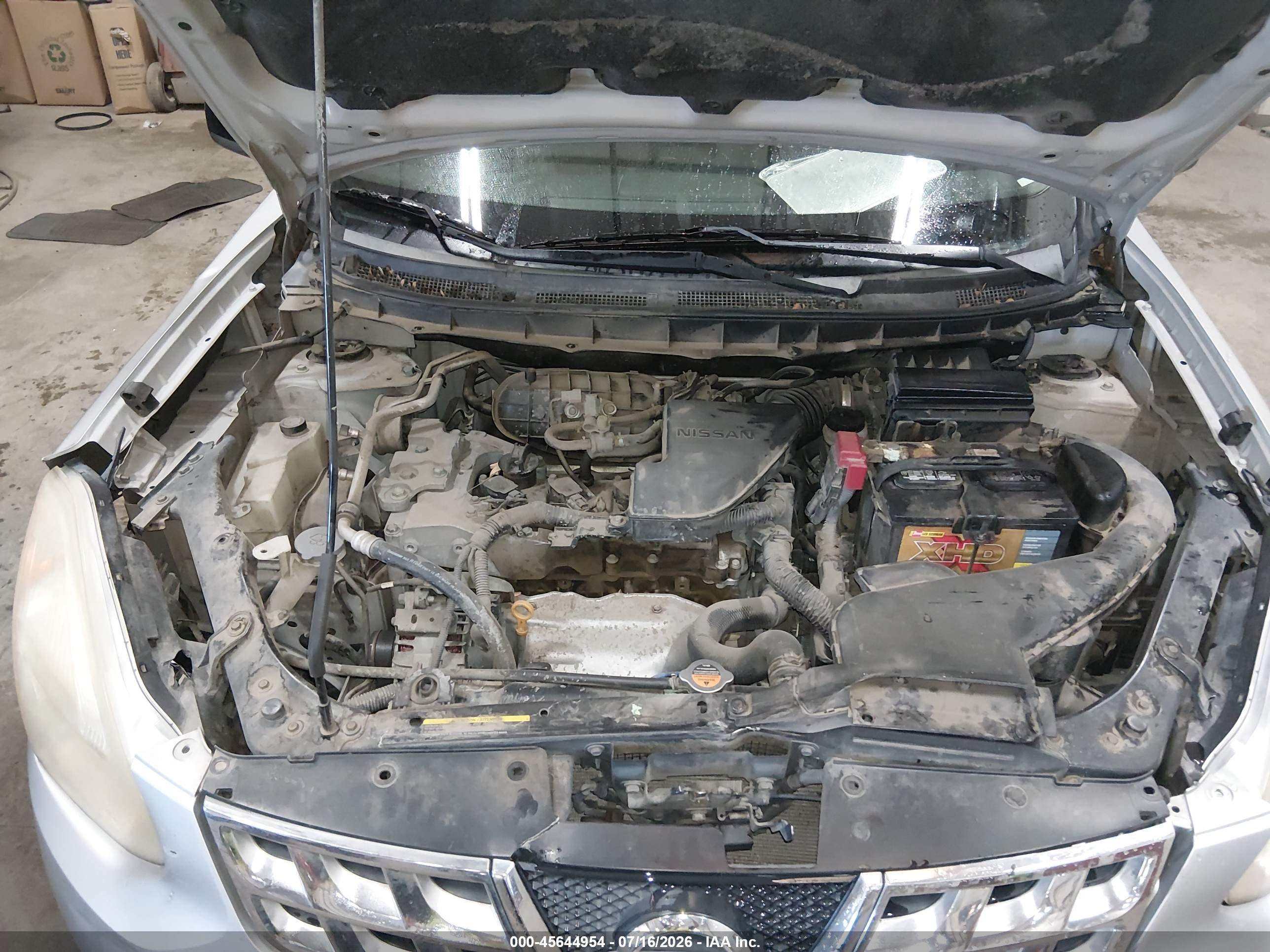2011 Nissan Rogue S Silver vin: JN8AS5MV5BW688003