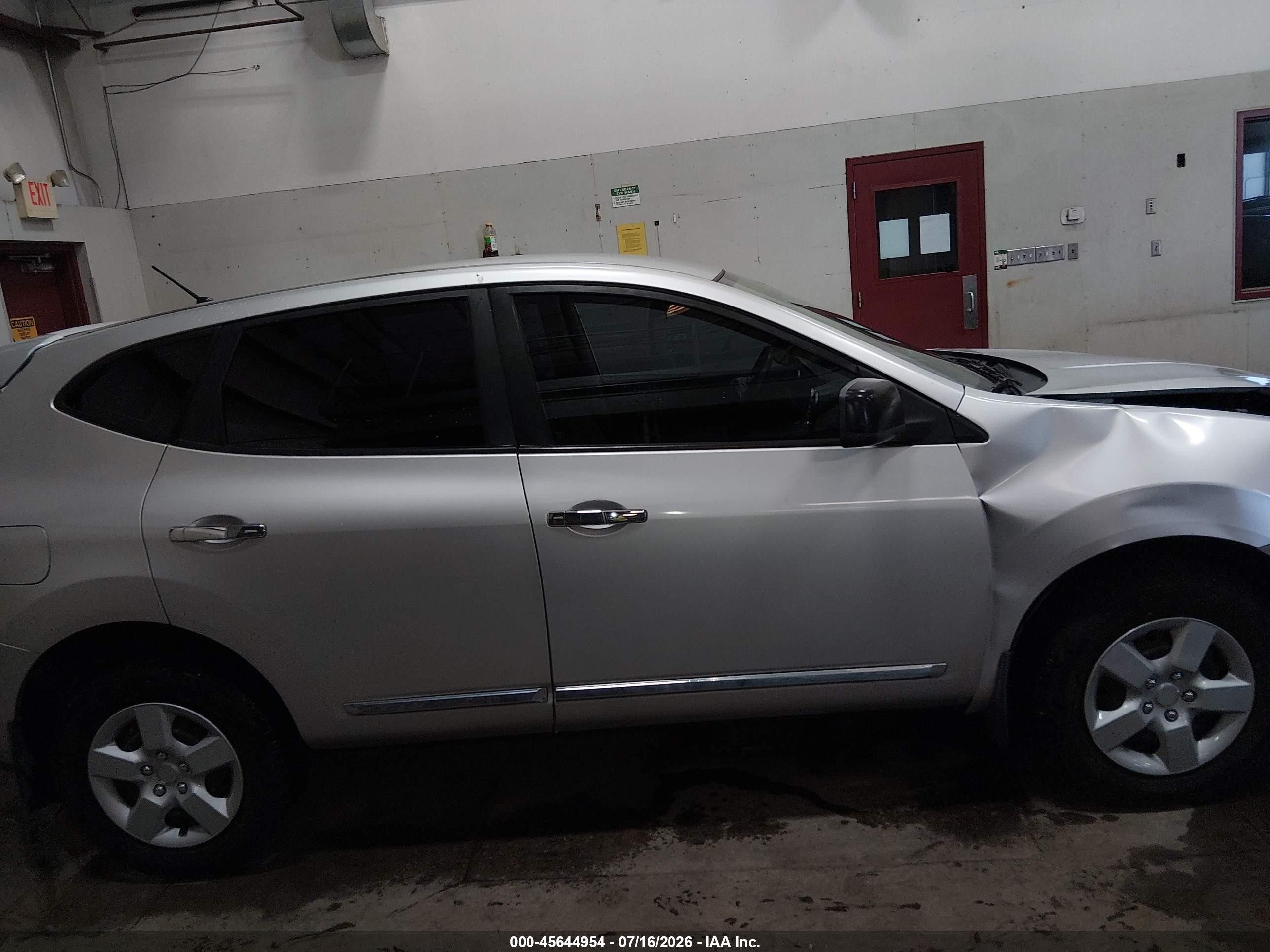2011 Nissan Rogue S Silver vin: JN8AS5MV5BW688003