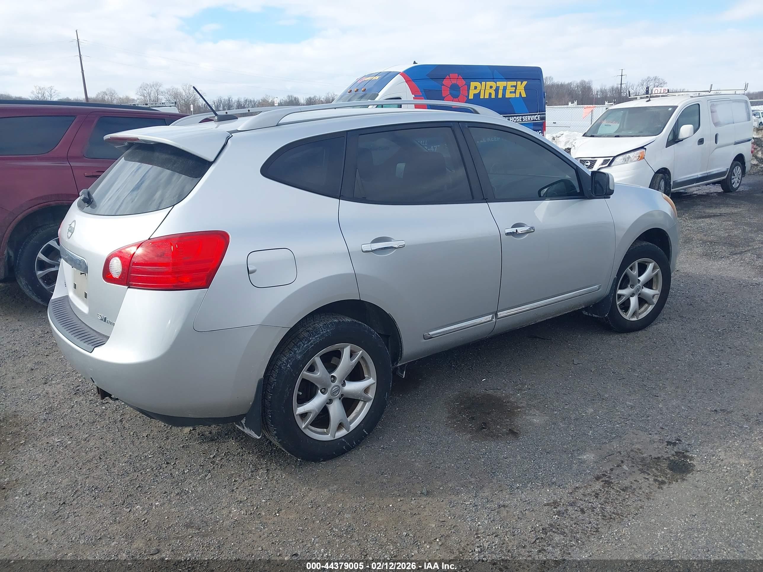 2011 Nissan Rogue Sv Silver vin: JN8AS5MV5BW690947