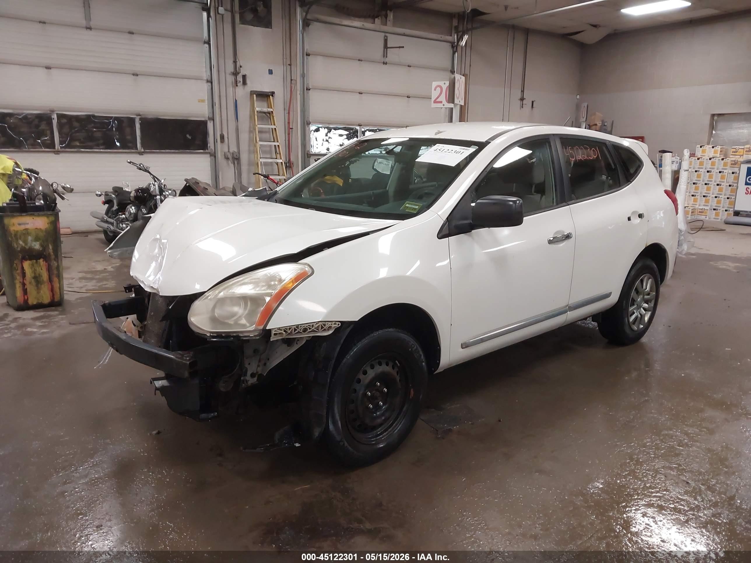 2012 Nissan Rogue S White vin: JN8AS5MV5CW384087