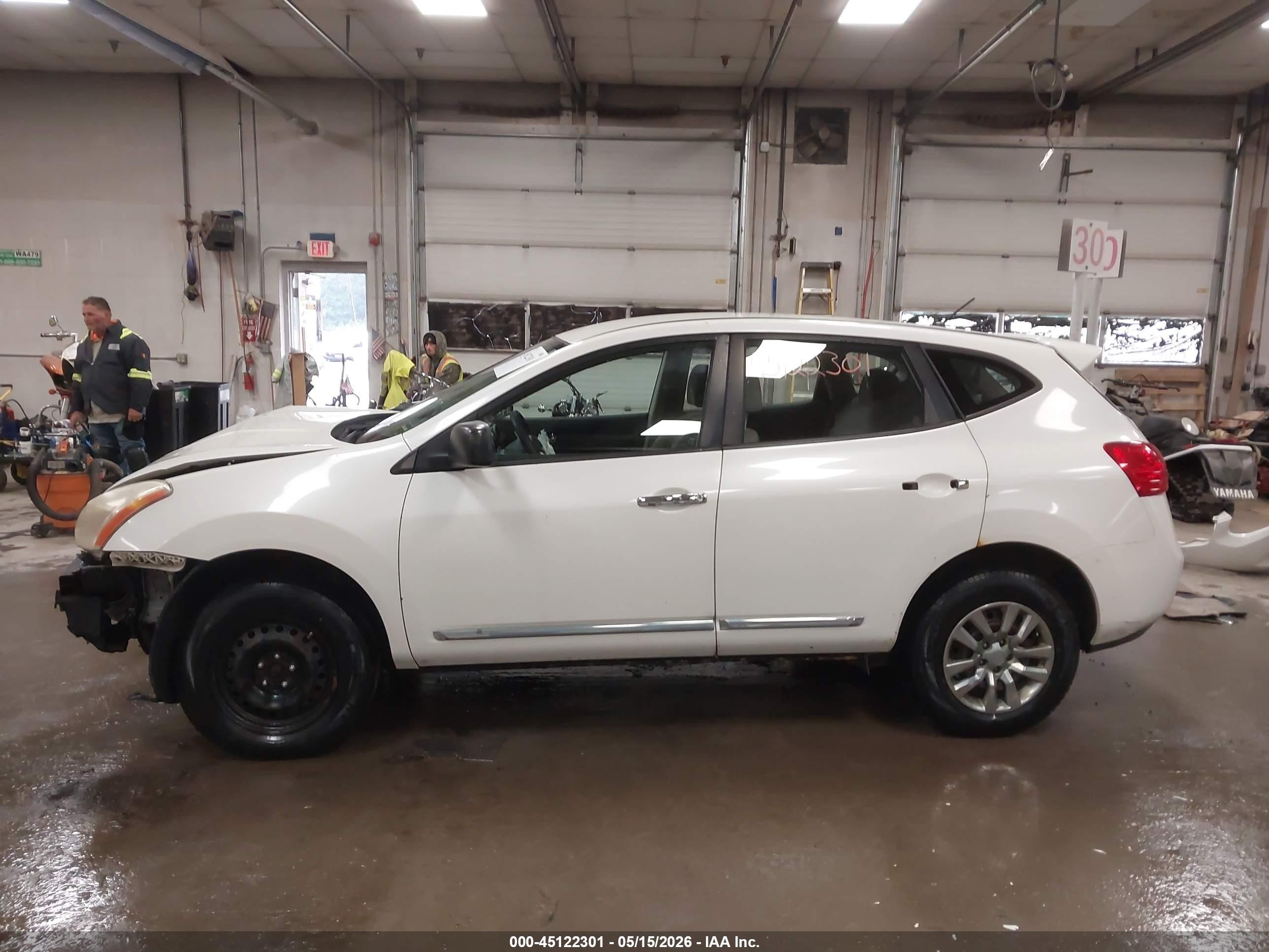 2012 Nissan Rogue S White vin: JN8AS5MV5CW384087
